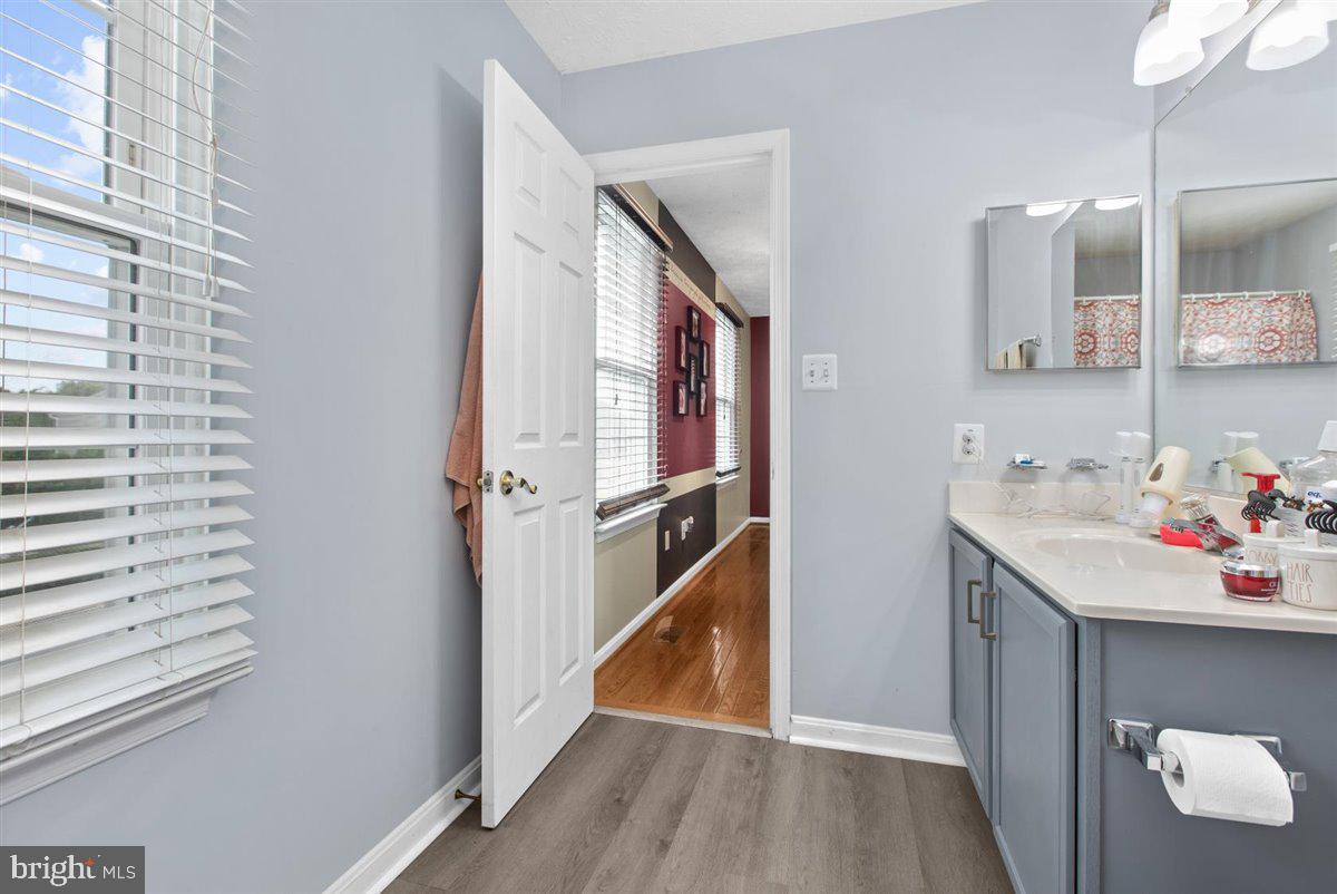 BEACHWOOD ESTATES - Residential