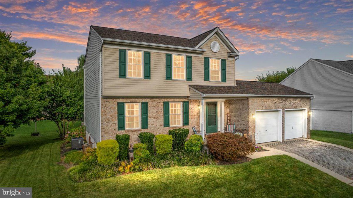 BEACHWOOD ESTATES - Residential