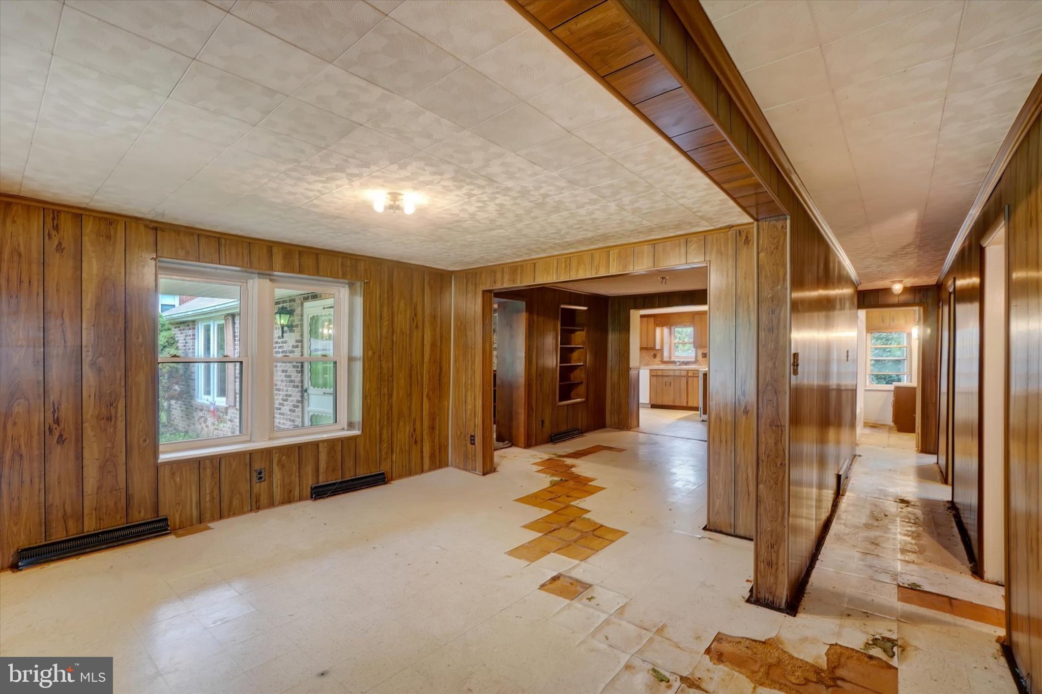 9446 E SPRINGFIELD ROAD 9448