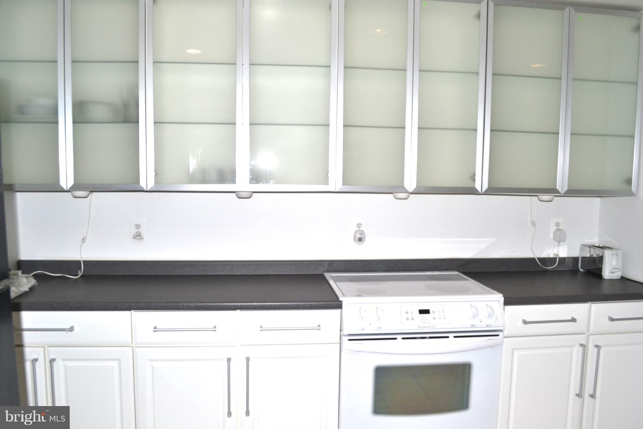 SOUTH RIDING - Residential Lease