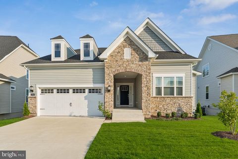 3958 KATMAI ST WHITE PLAINS MD 20695