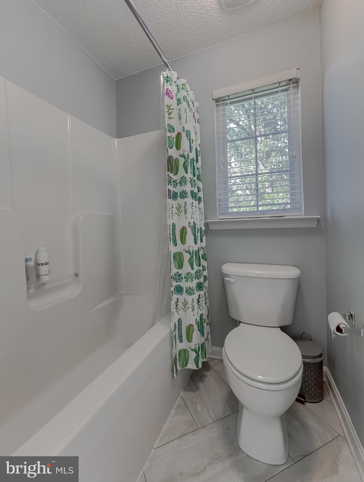 NEWTON MANOR - Residential