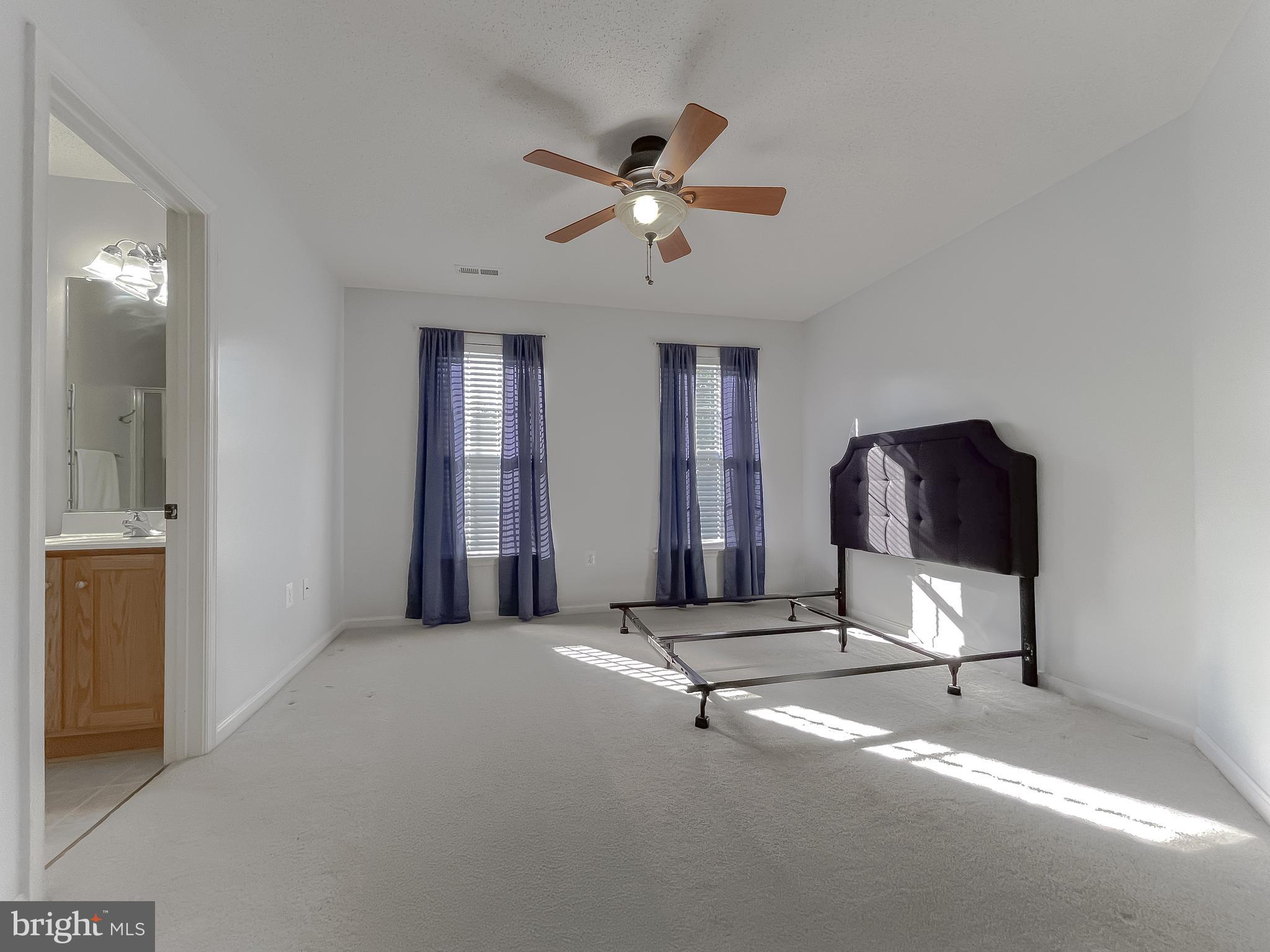 NEWTON MANOR - Residential