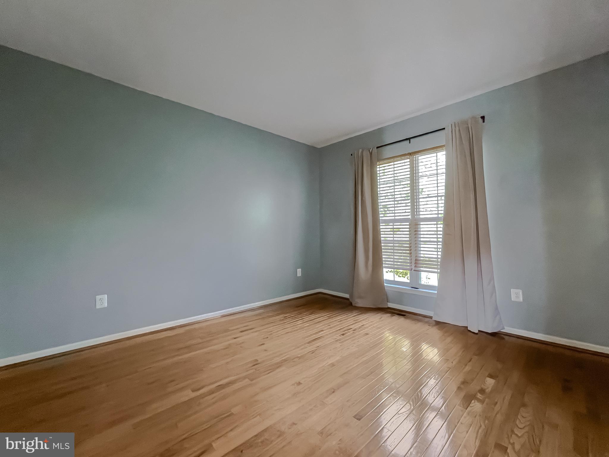 NEWTON MANOR - Residential