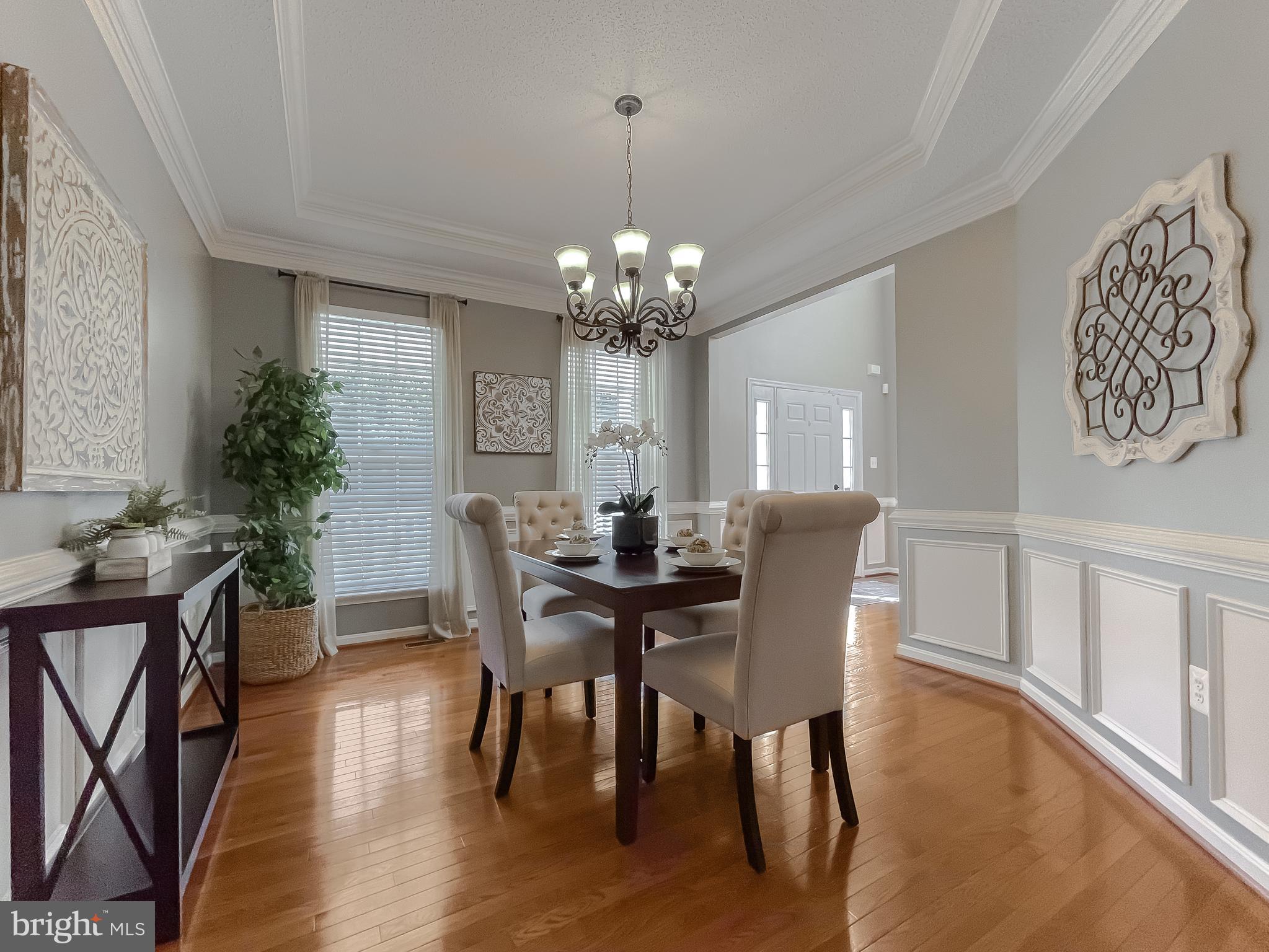 NEWTON MANOR - Residential