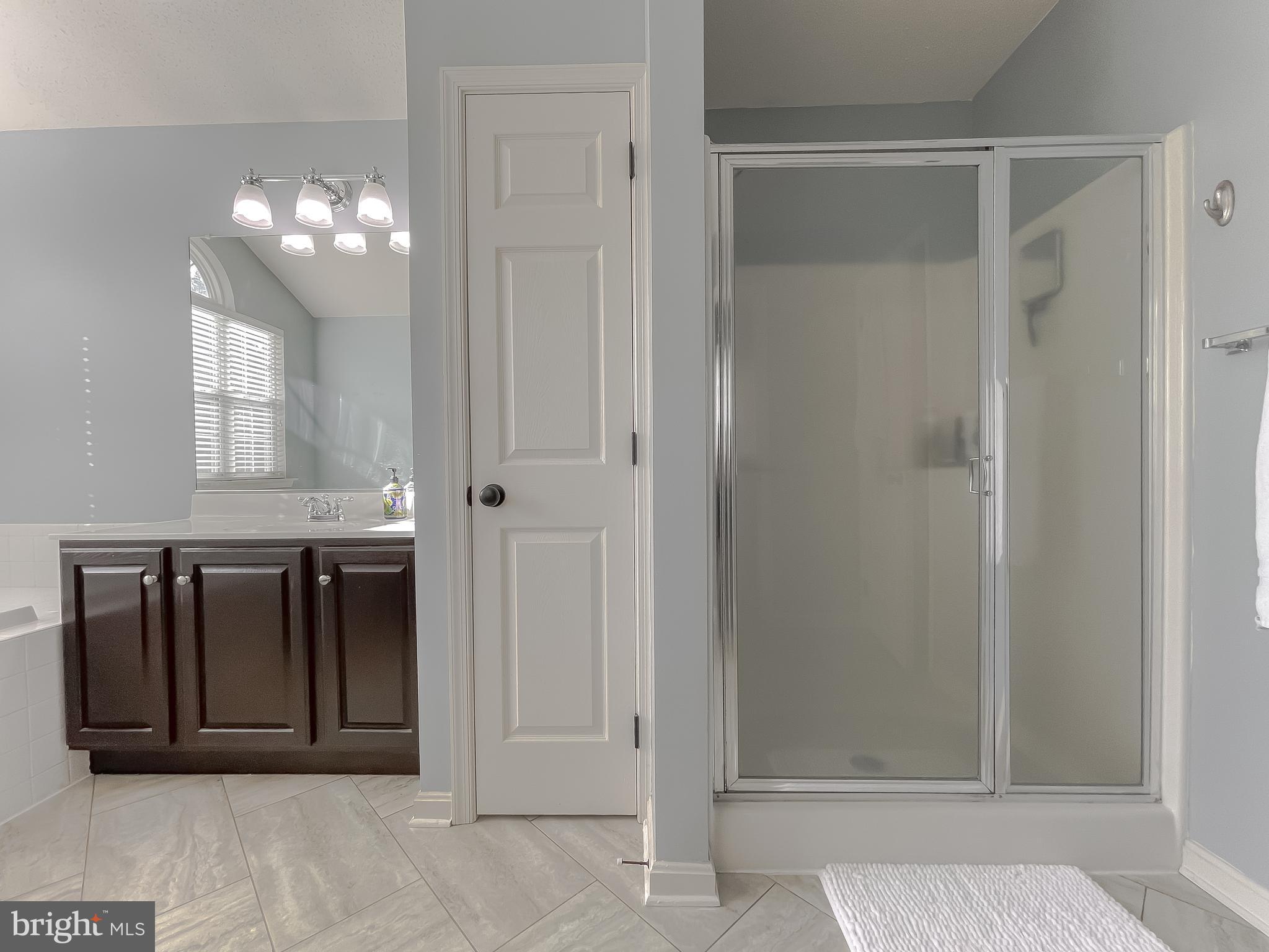 NEWTON MANOR - Residential