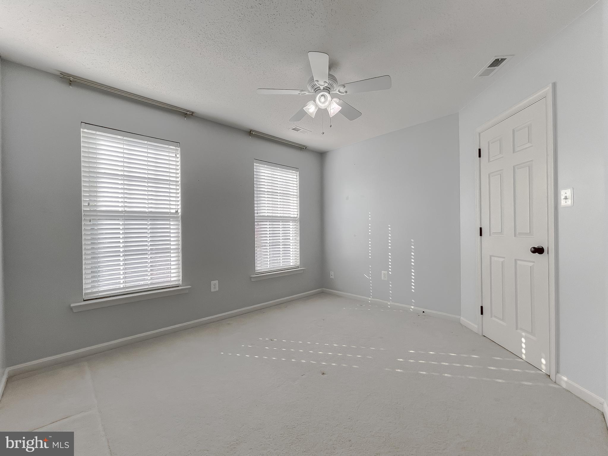 NEWTON MANOR - Residential