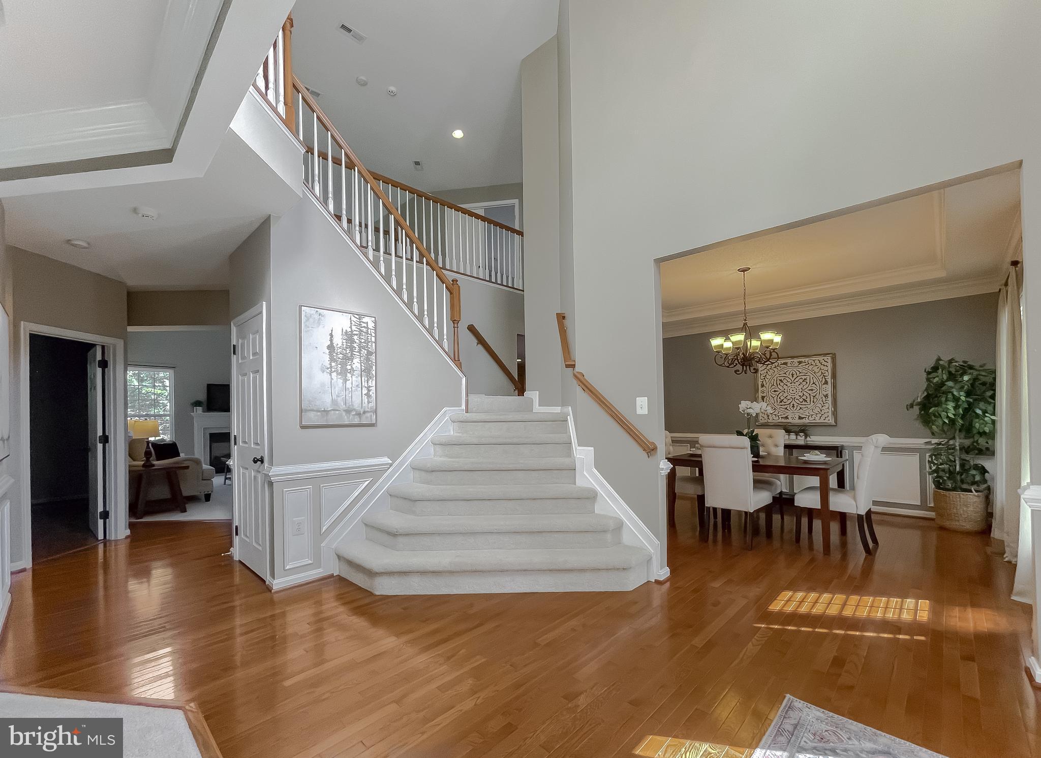 NEWTON MANOR - Residential