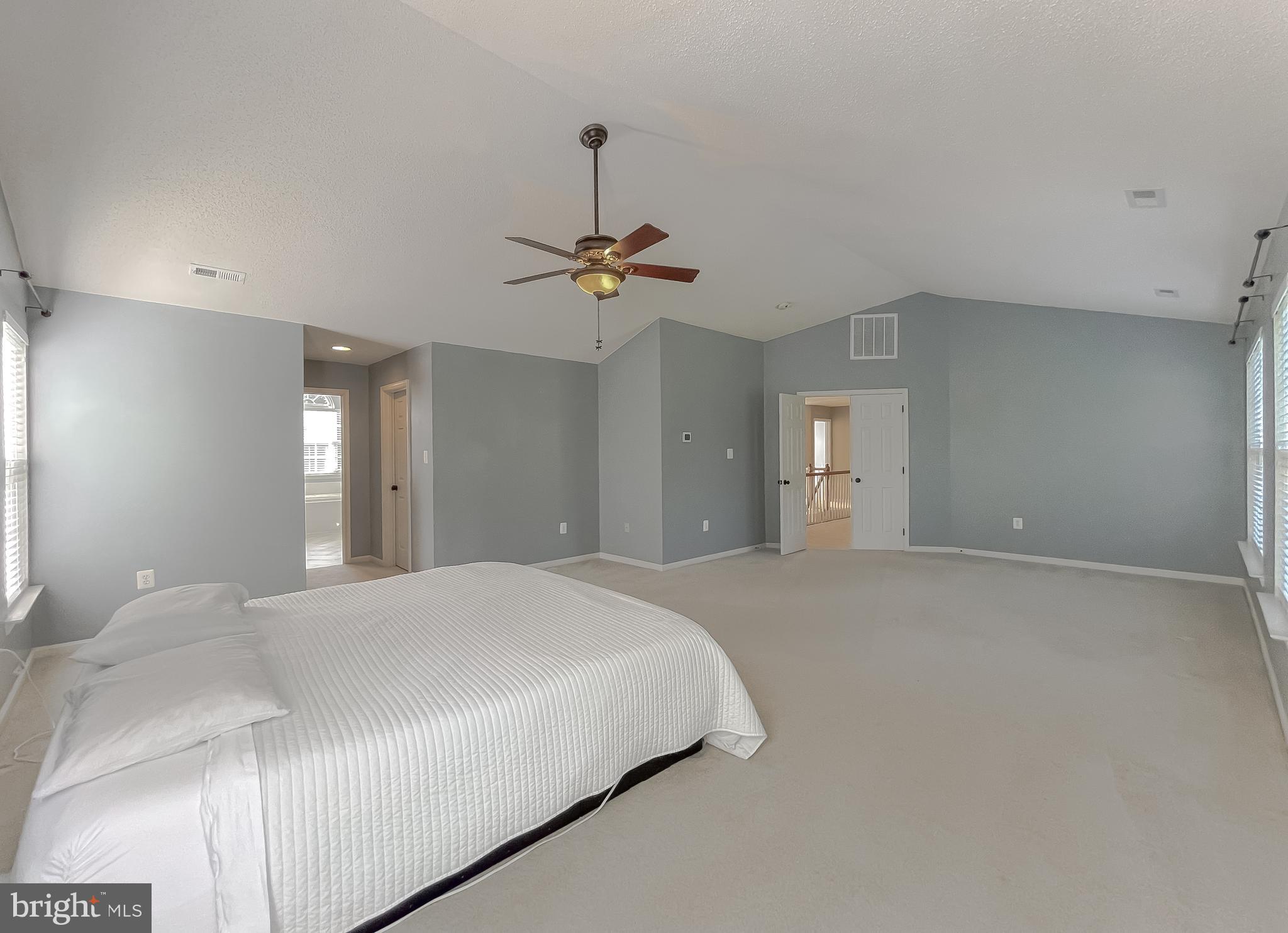 NEWTON MANOR - Residential