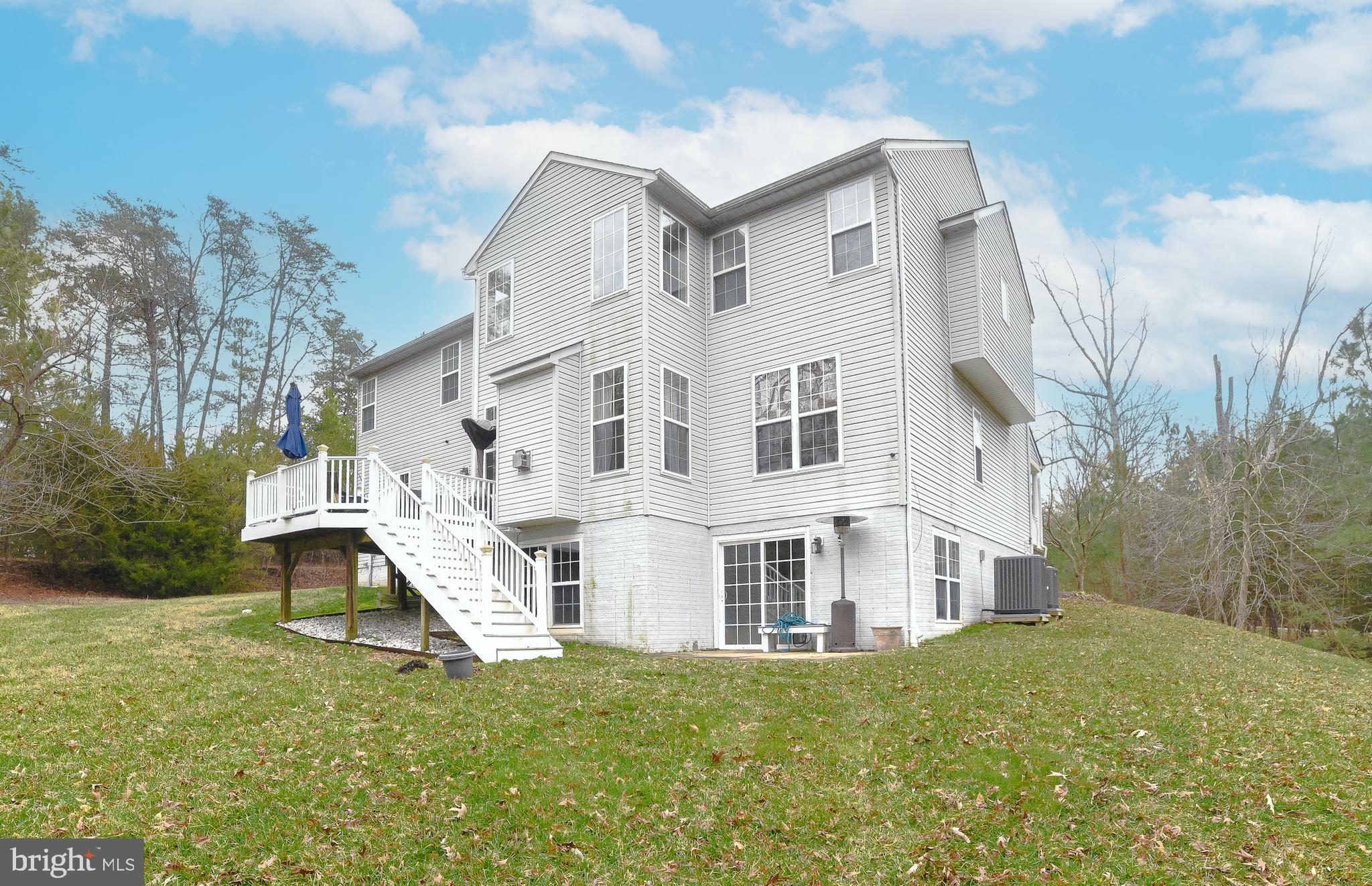 NEWTON MANOR - Residential