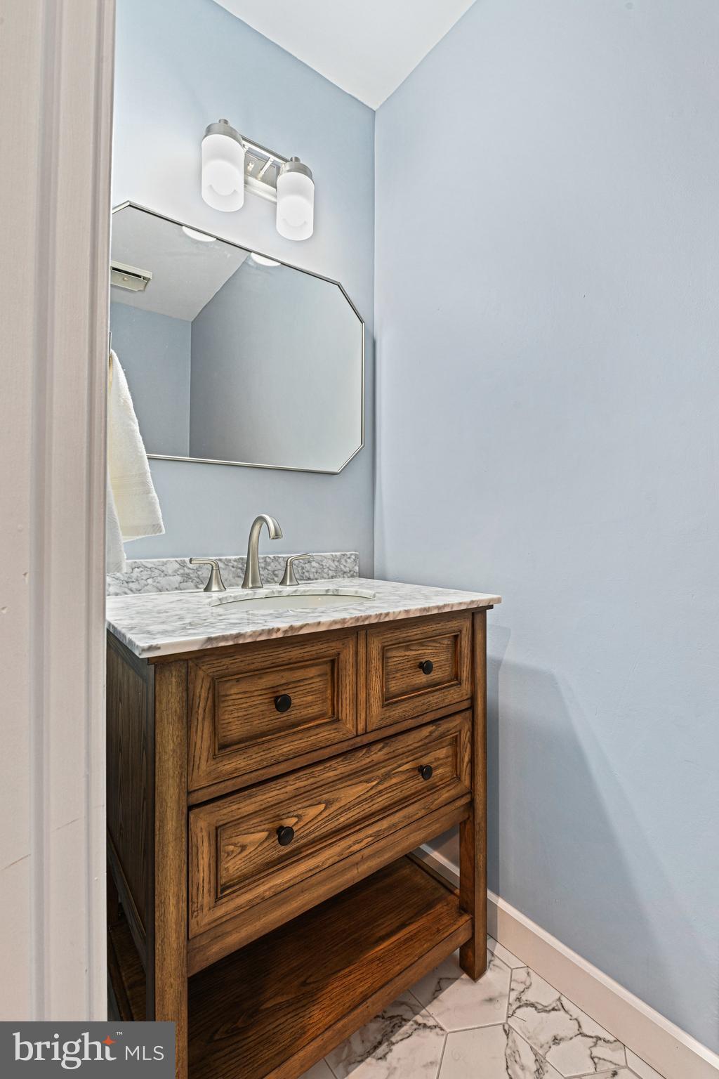 RESTON - Residential