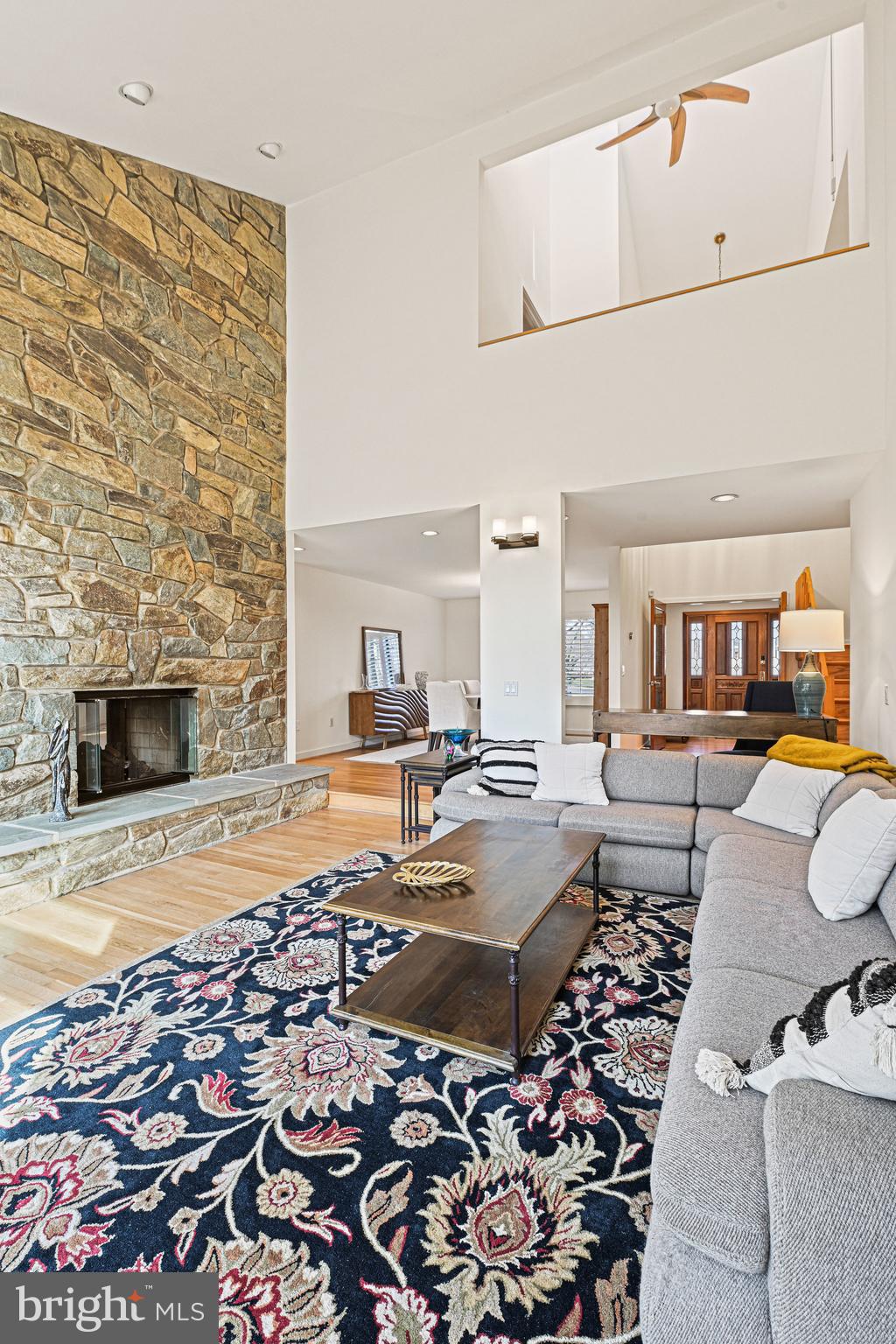 RESTON - Residential