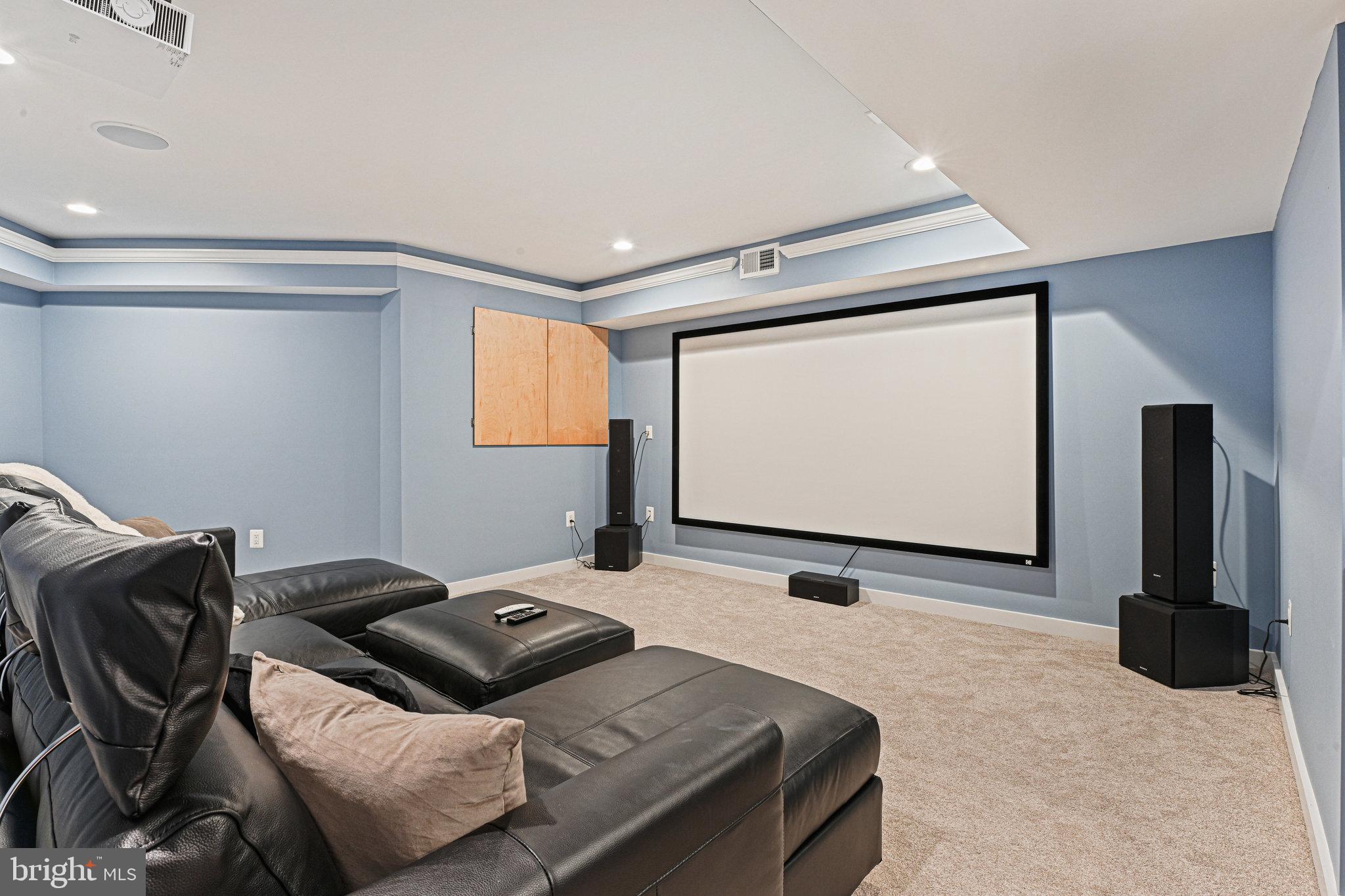 RESTON - Residential