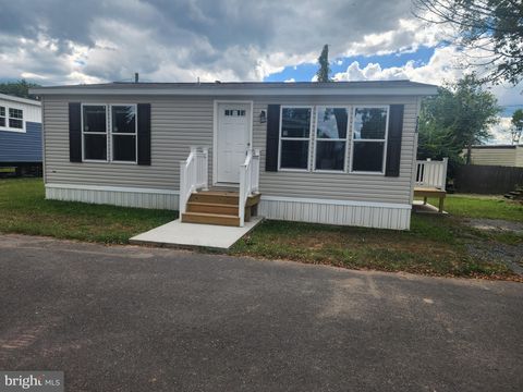 165 WEST RIDGE PIKE LOT 226 LIMERICK PA 19468