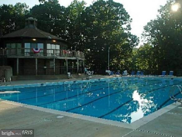 LAKE WILDERNESS - Residential