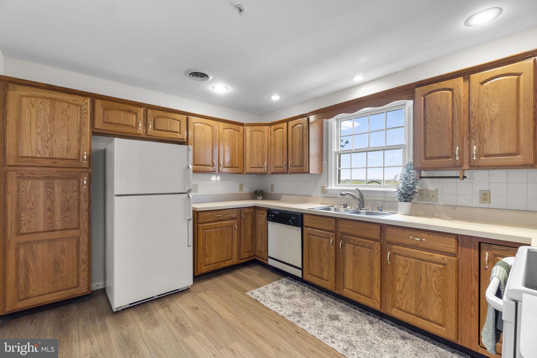 SPRINGDALE VILLAGE - Residential