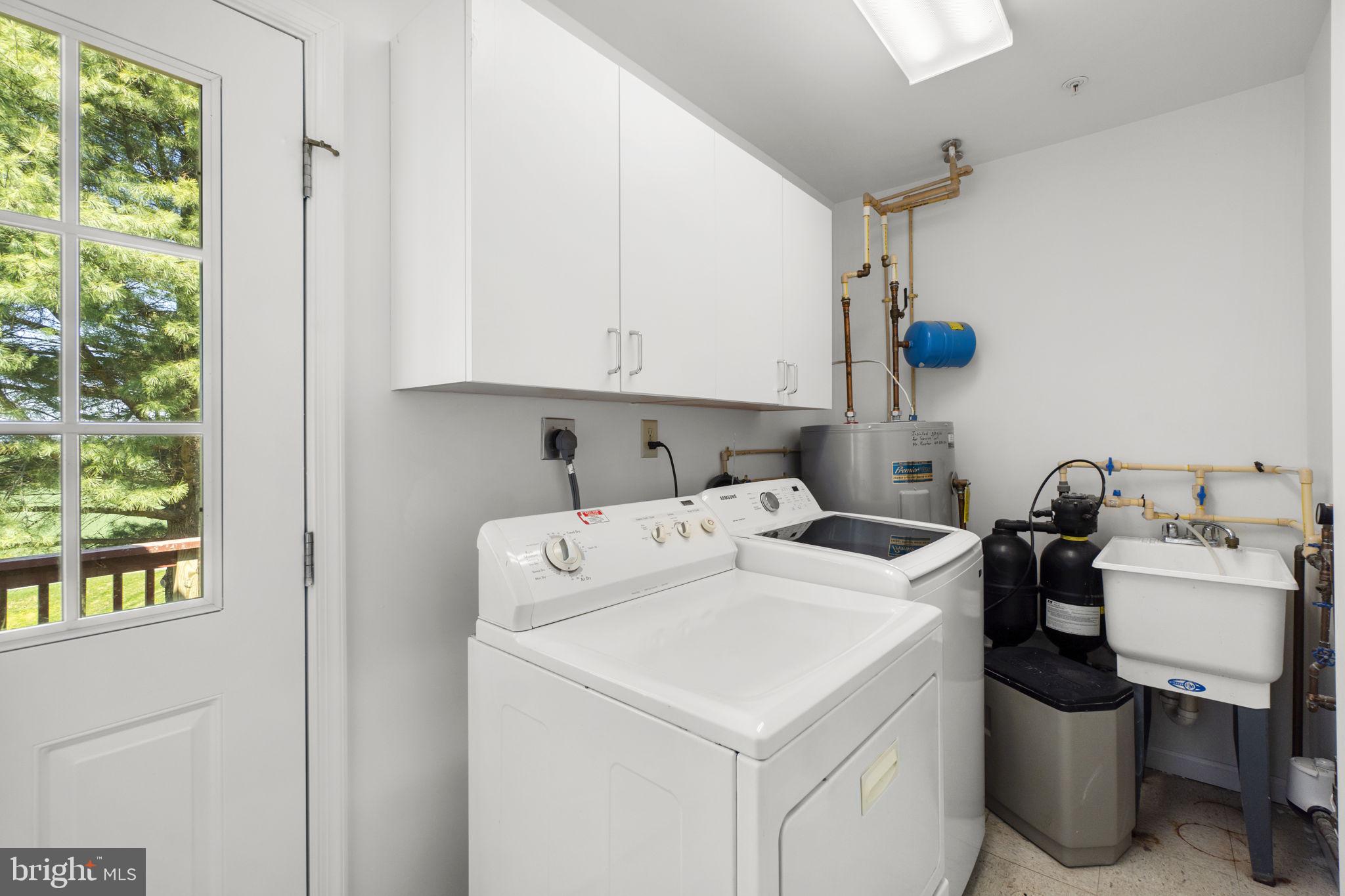 SPRINGDALE VILLAGE - Residential