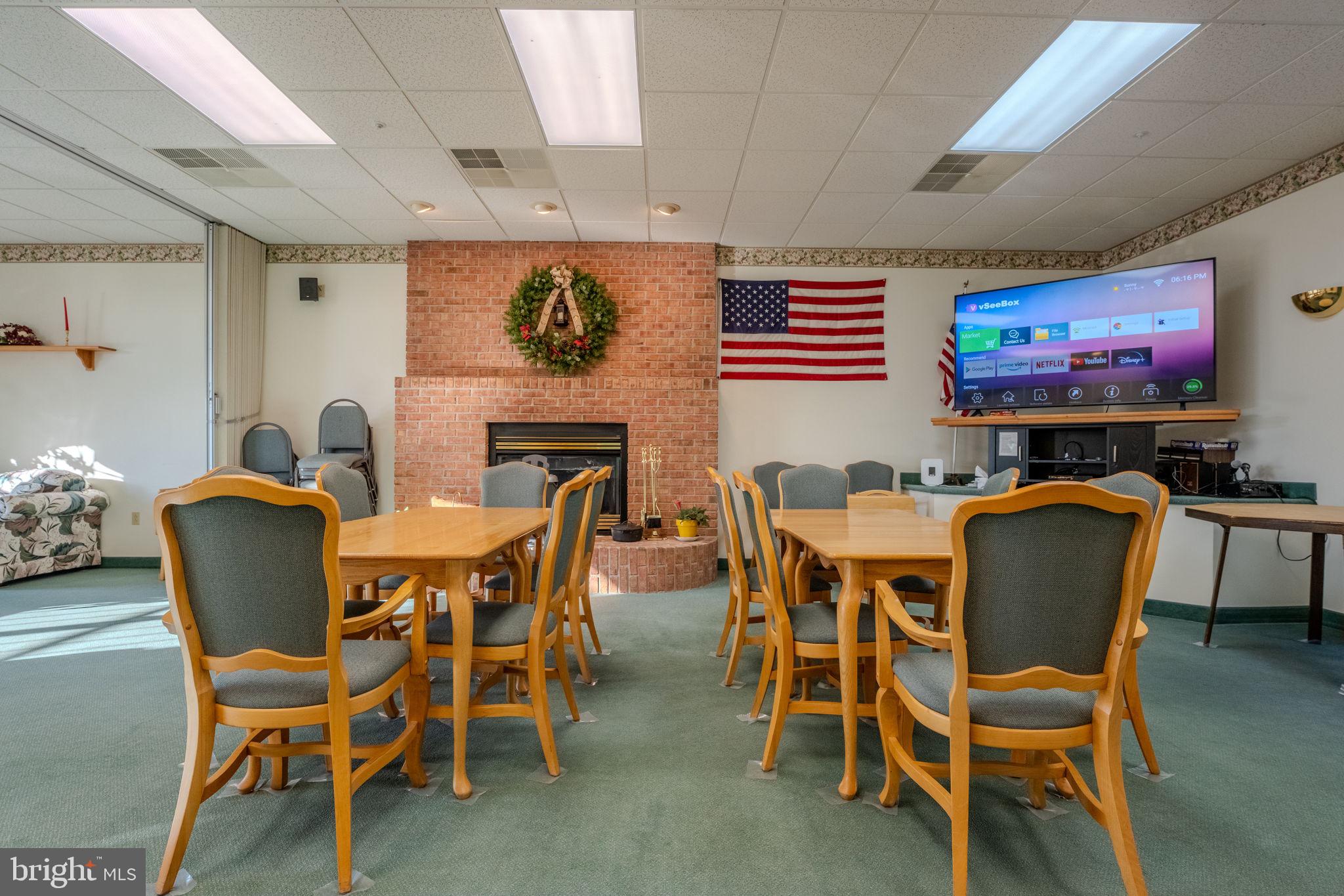 SPRINGDALE VILLAGE - Residential