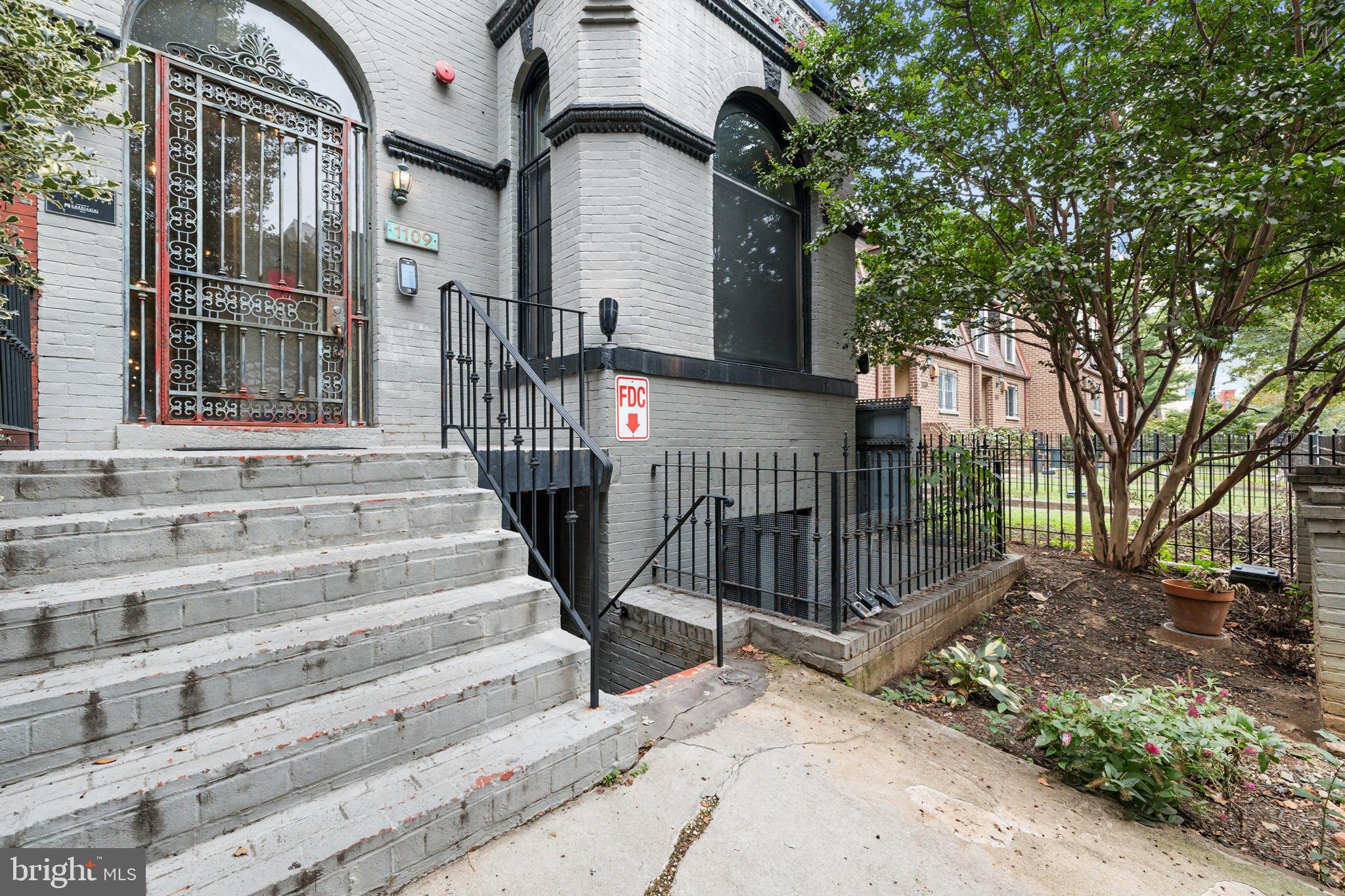 1109 M STREET NW 1