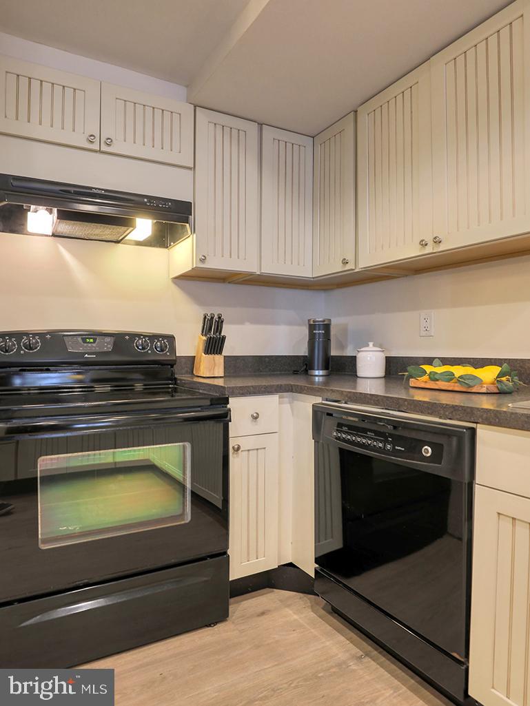 NORTH REHOBOTH - Residential