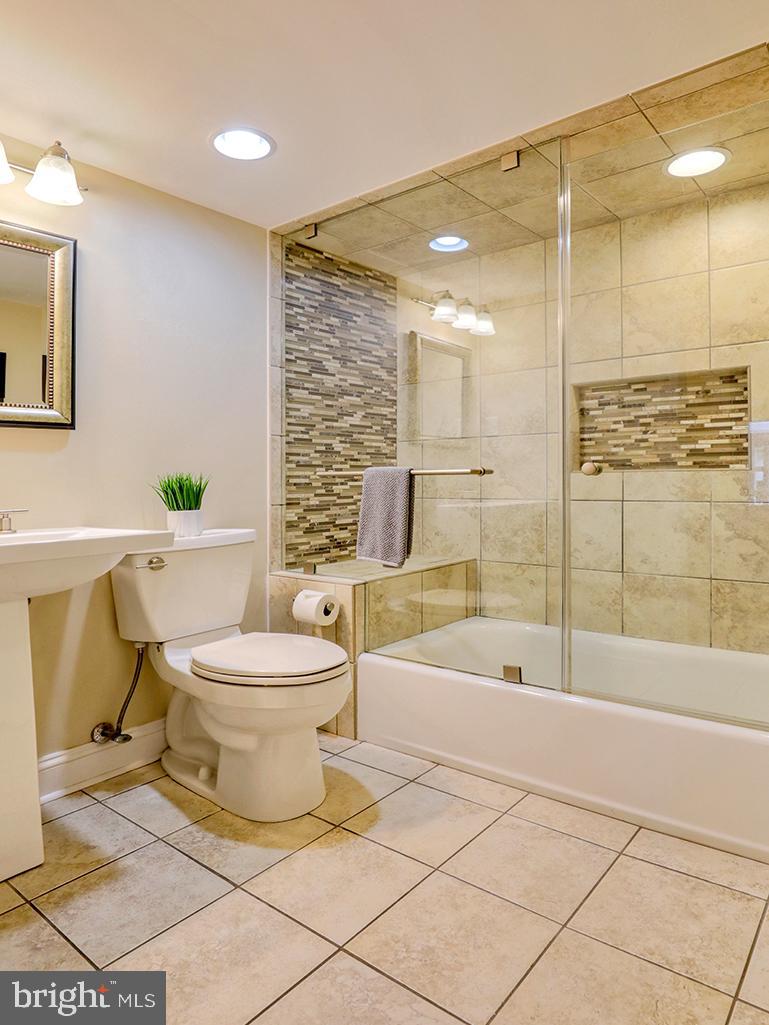 NORTH REHOBOTH - Residential