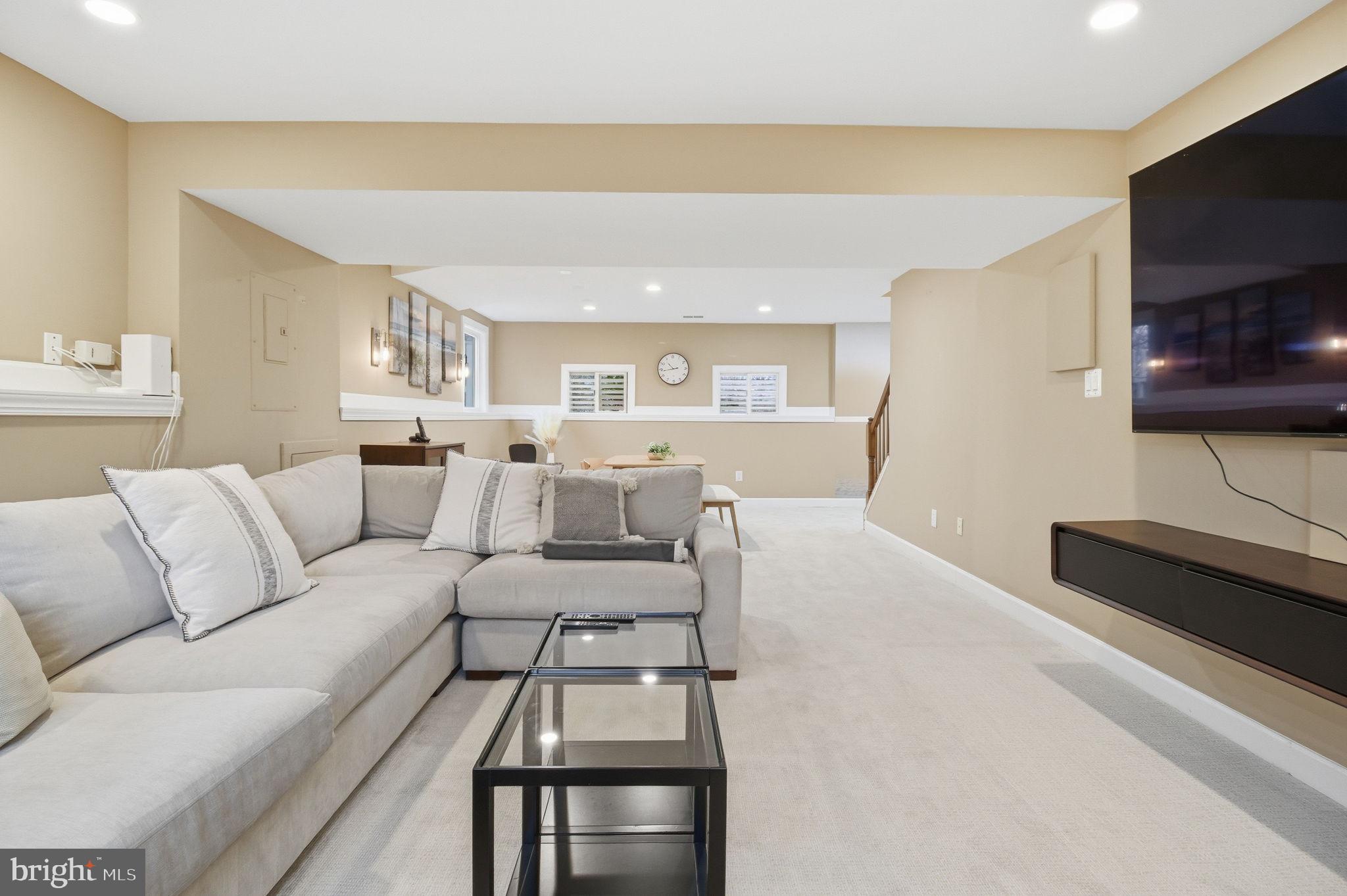 BROOKSIDE - Residential