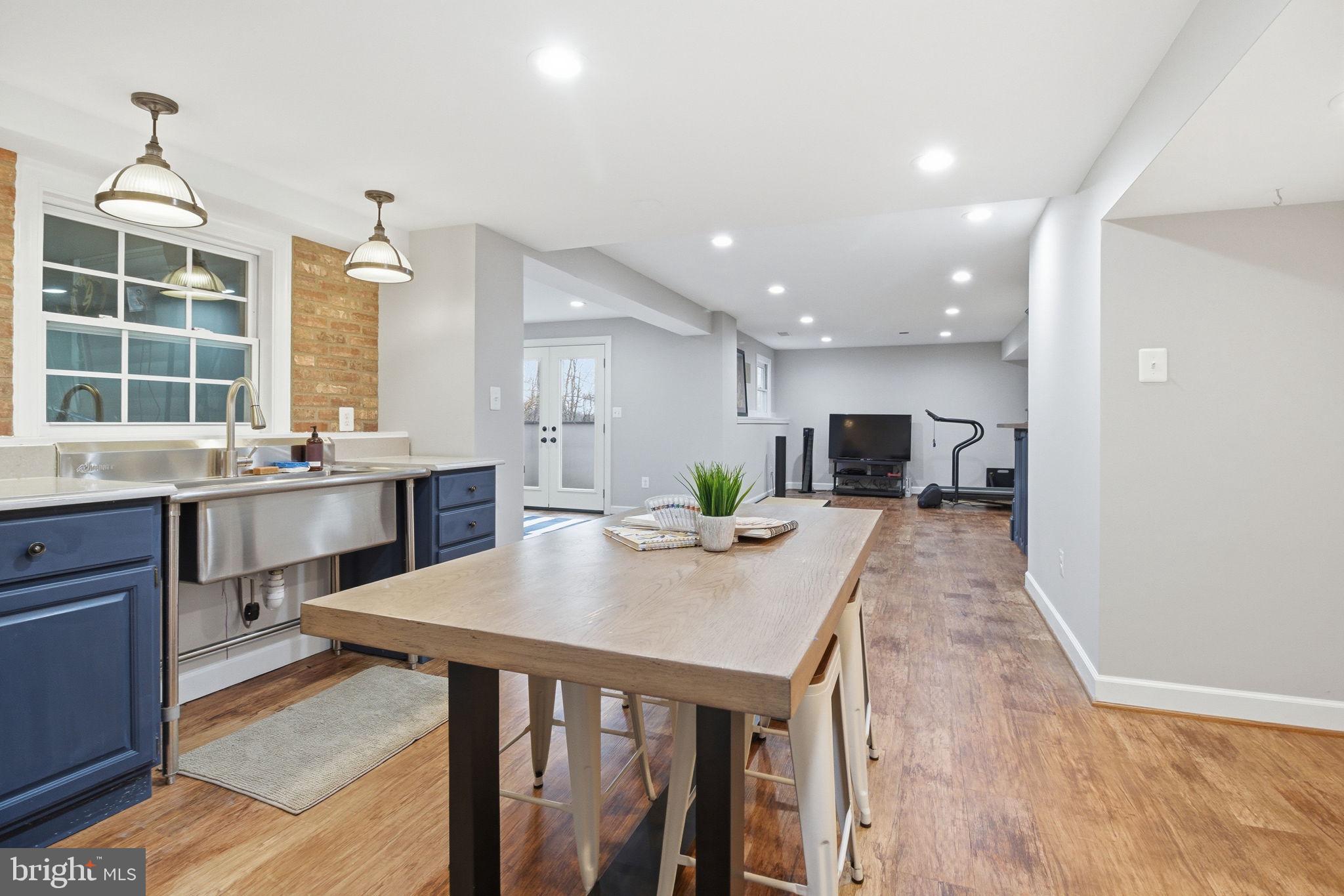 BROOKSIDE - Residential