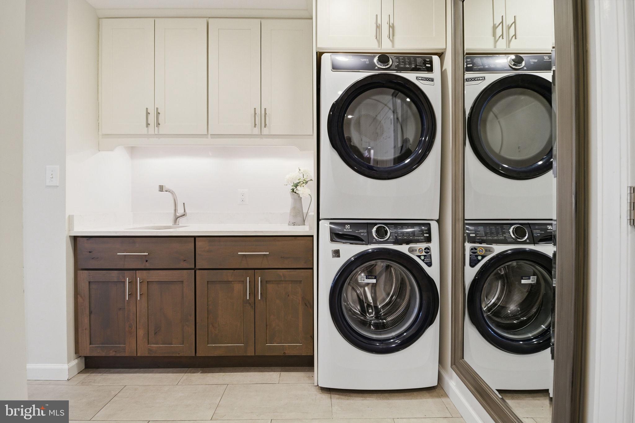 BROOKSIDE - Residential