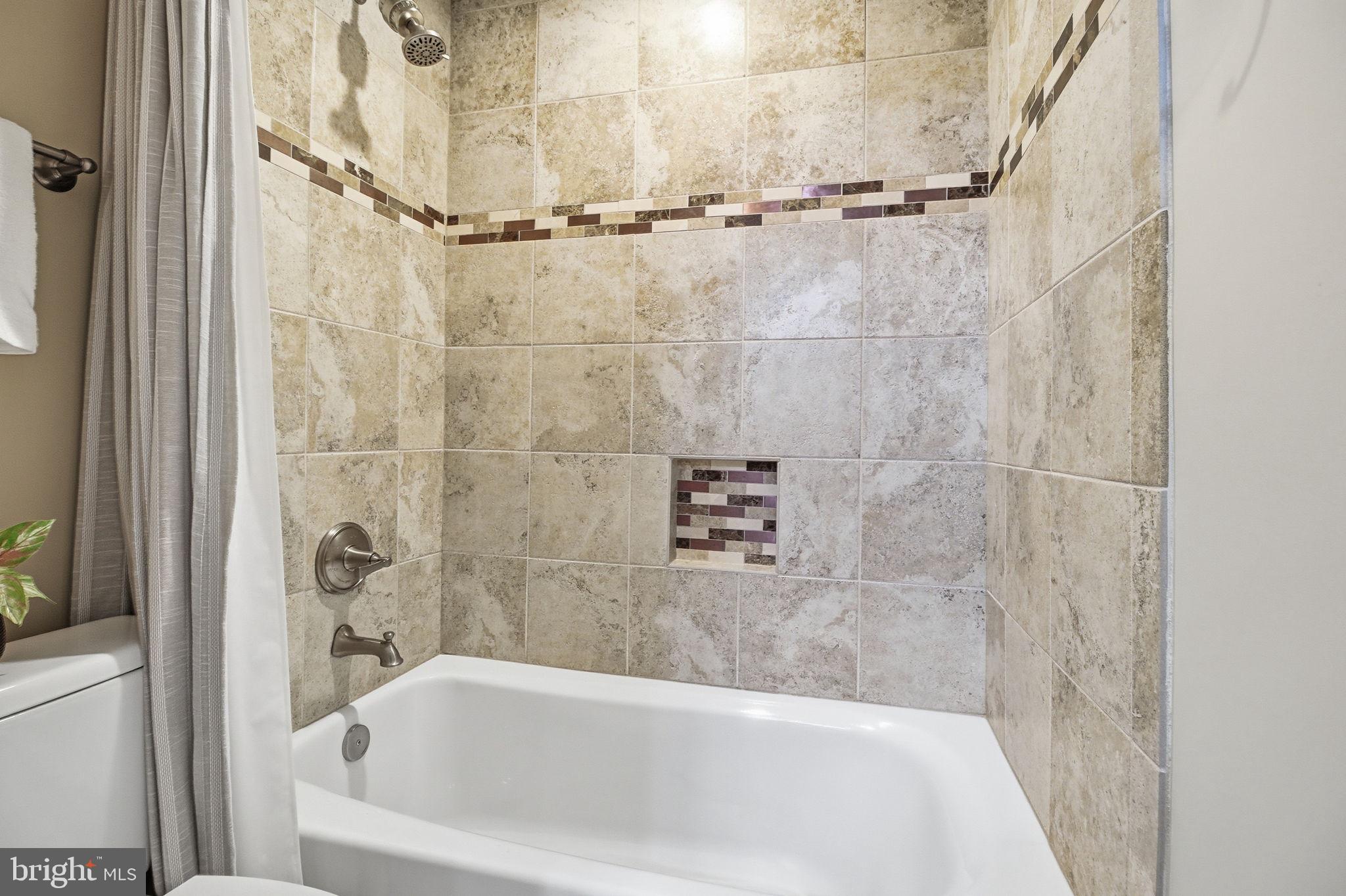 BROOKSIDE - Residential