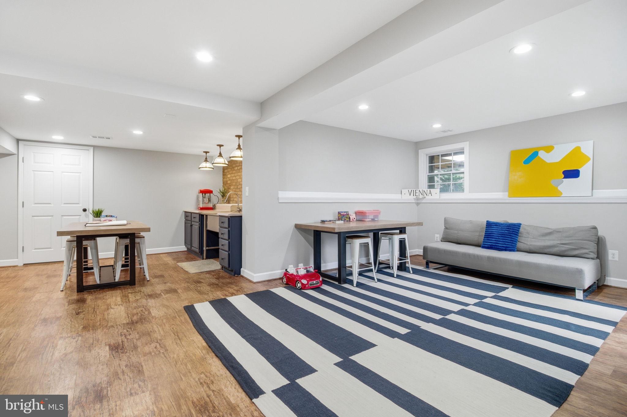 BROOKSIDE - Residential