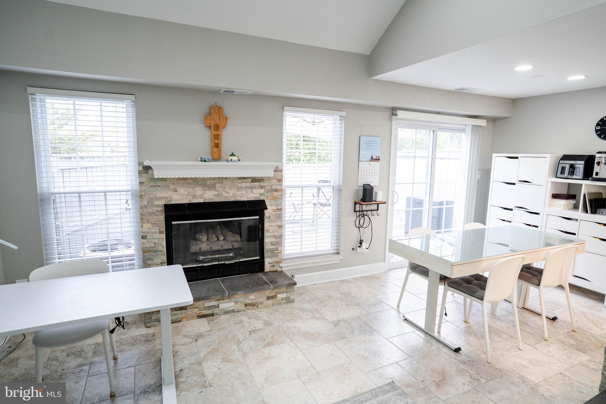 WOODGATE VILLAGE - Residential