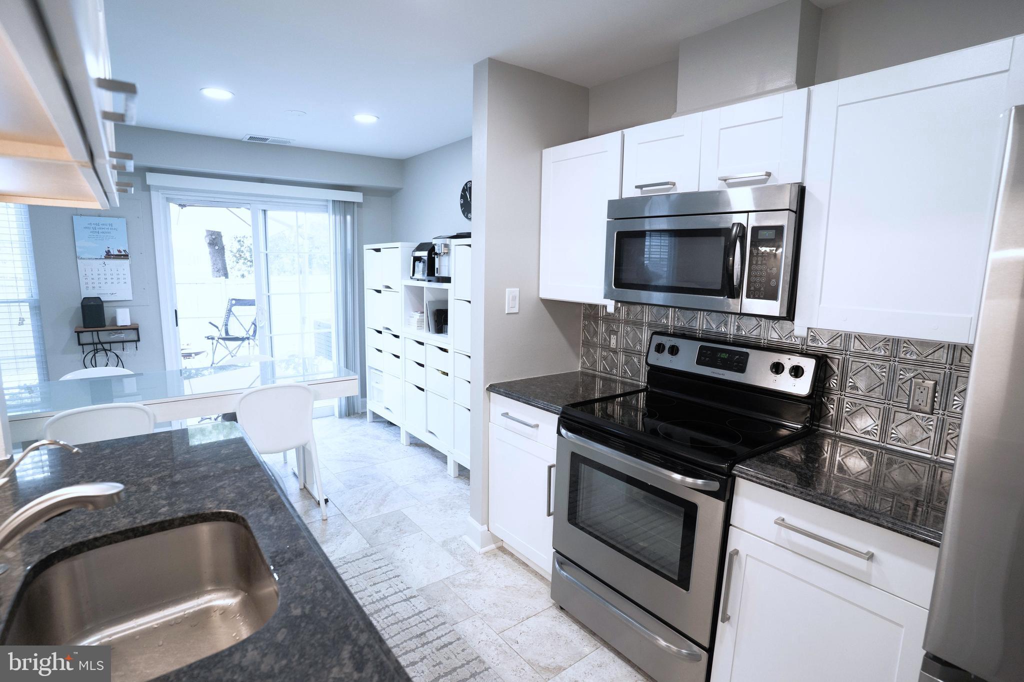 WOODGATE VILLAGE - Residential