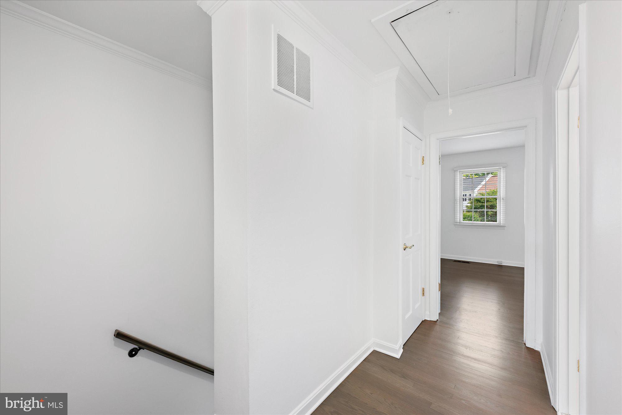 HALLCREST HEIGHTS - Residential