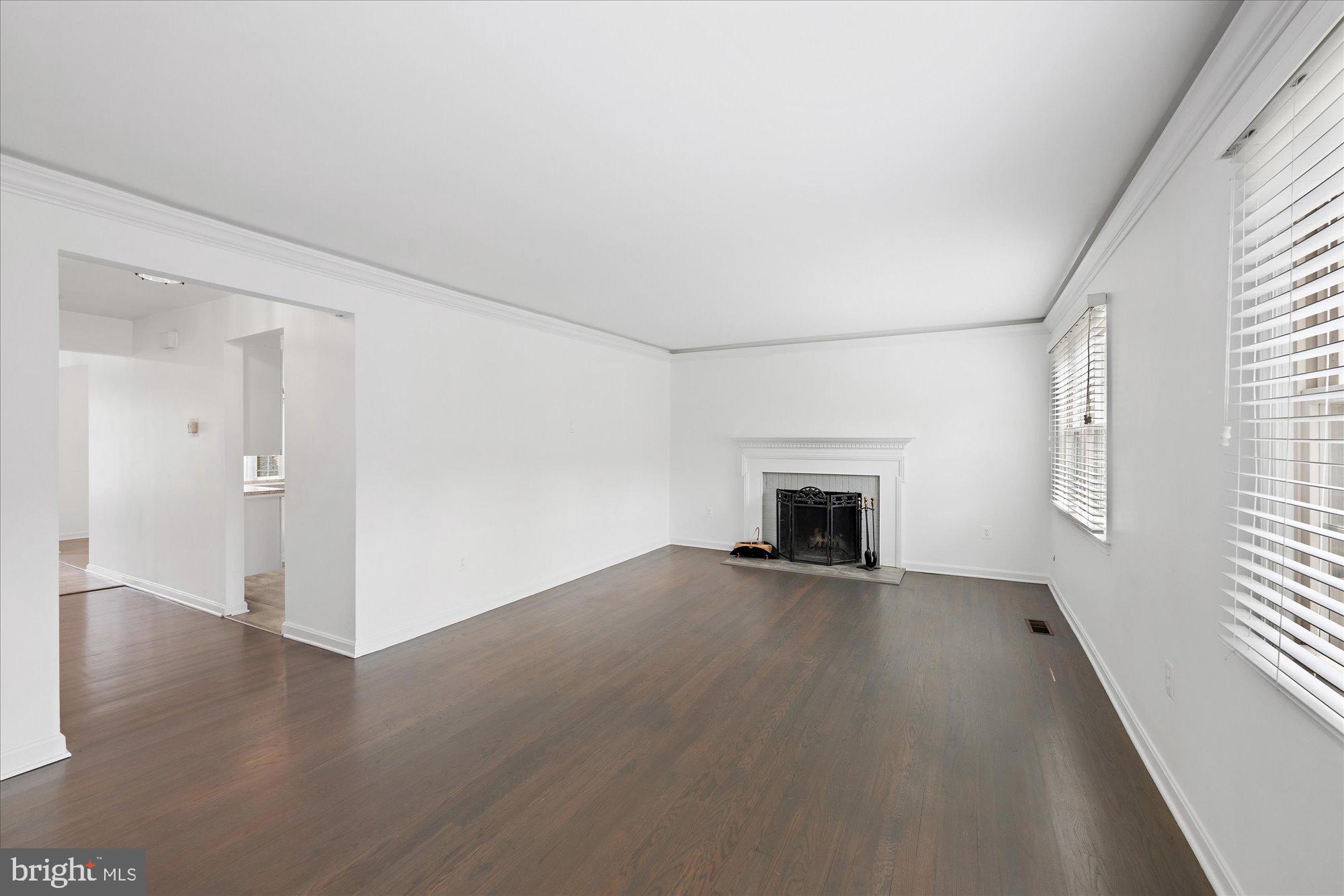 HALLCREST HEIGHTS - Residential