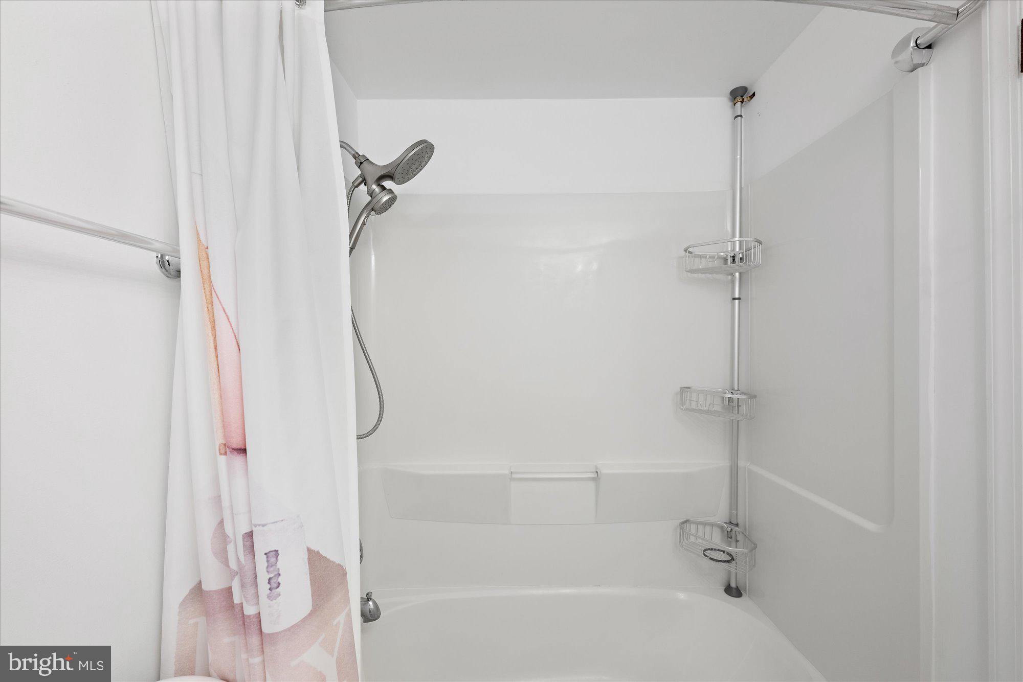 HALLCREST HEIGHTS - Residential