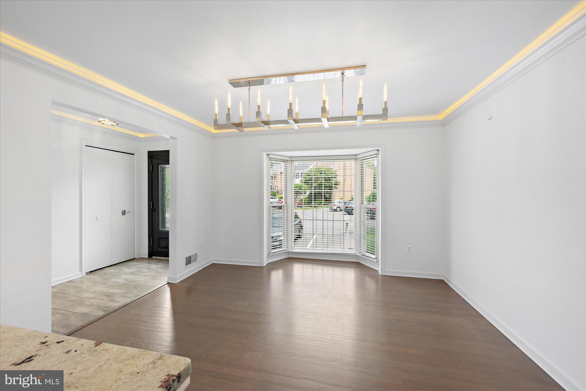 HALLCREST HEIGHTS - Residential