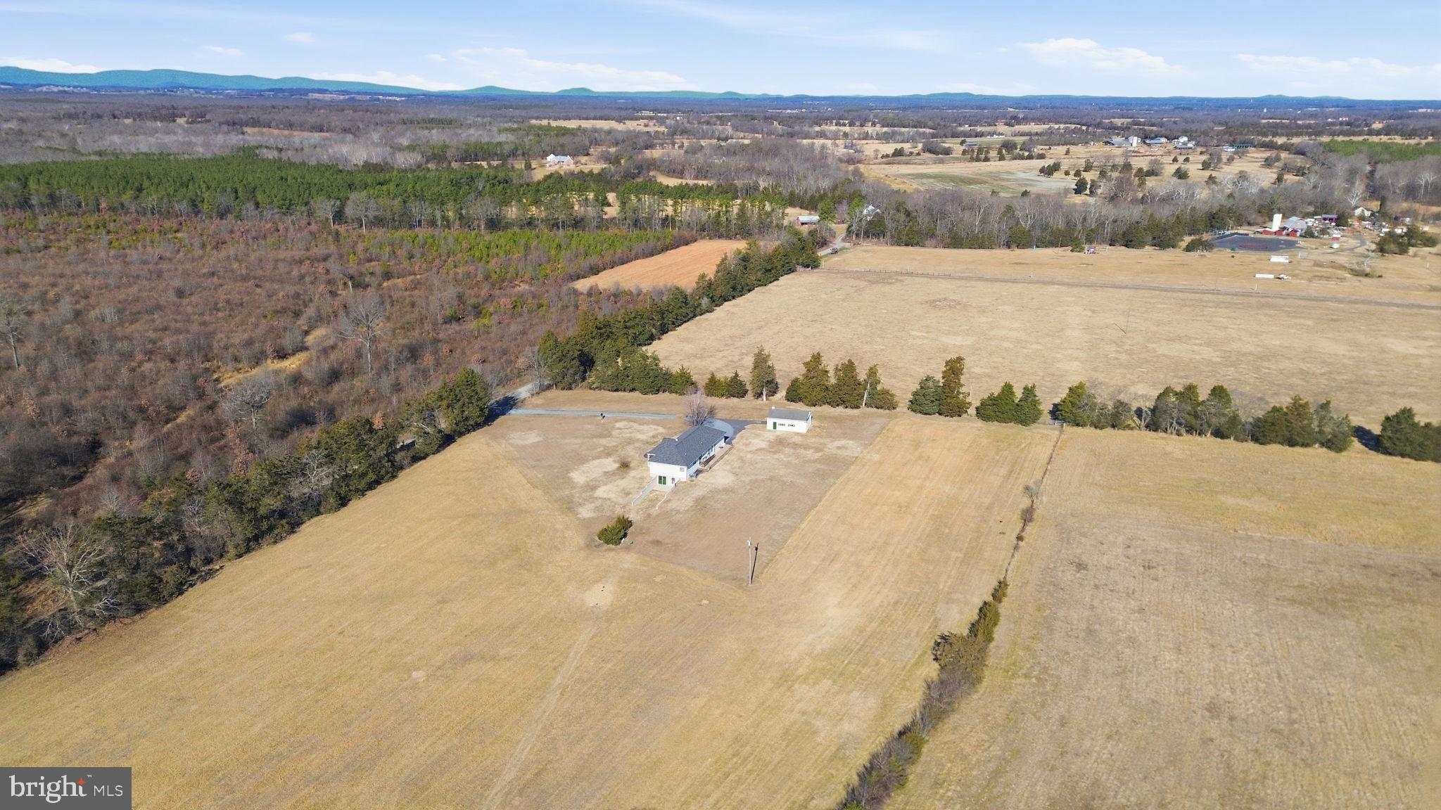 SHEPPERDS GROVE - Residential