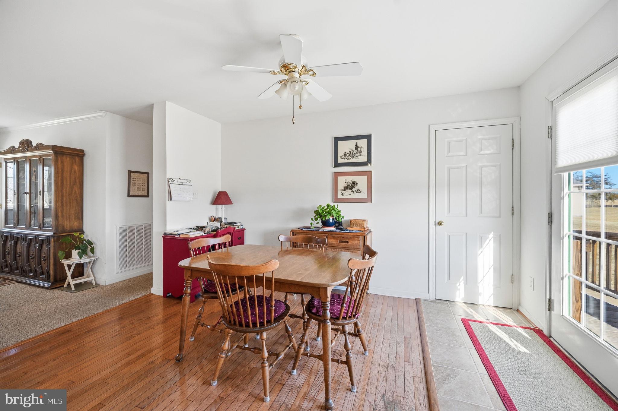 SHEPPERDS GROVE - Residential