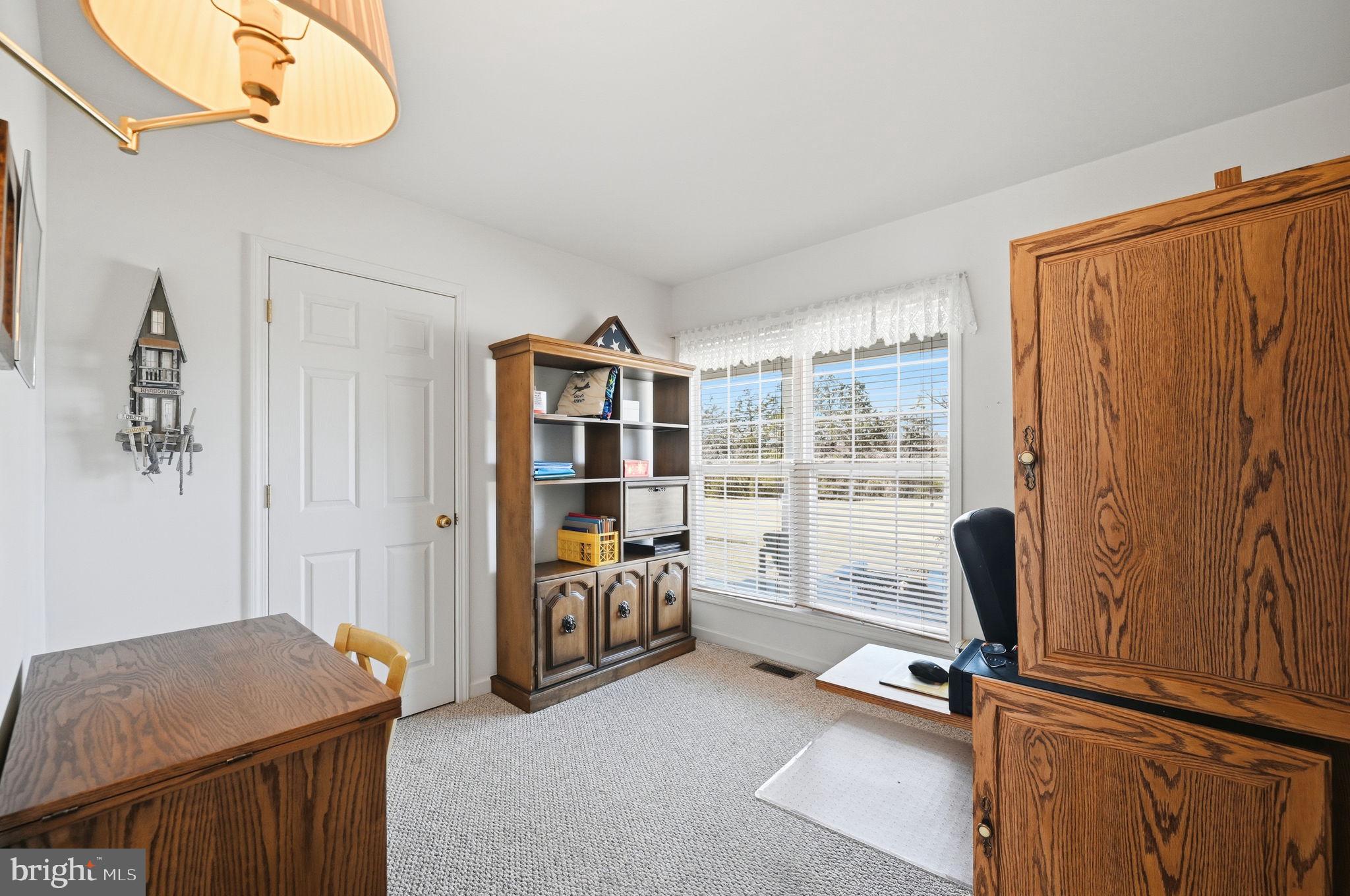 SHEPPERDS GROVE - Residential