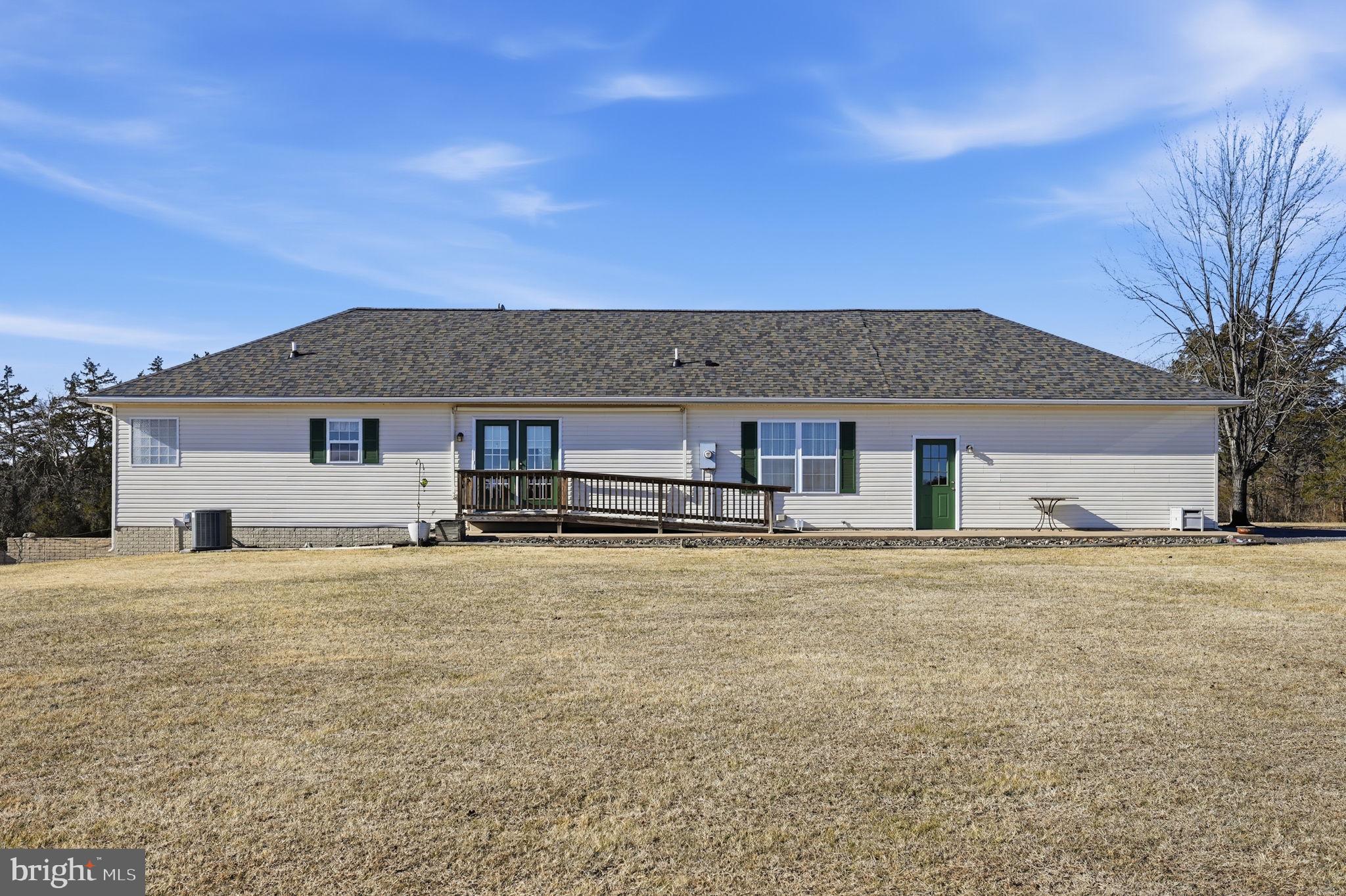 SHEPPERDS GROVE - Residential