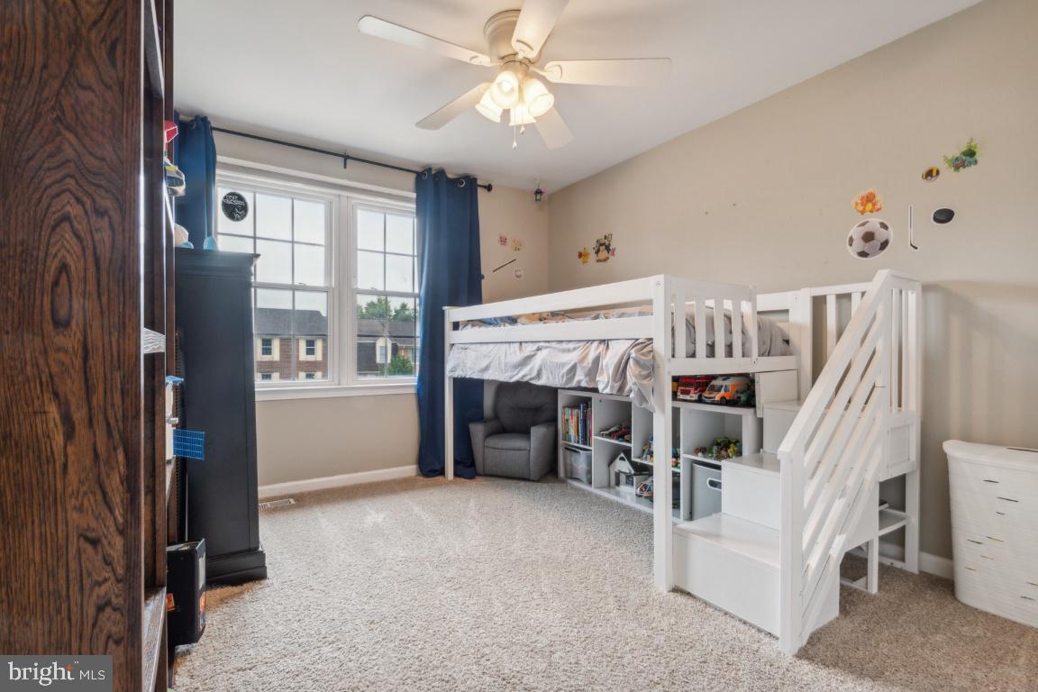 WATERSIDE - Residential