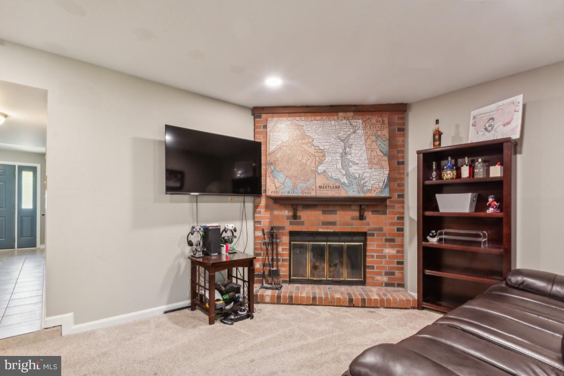 WATERSIDE - Residential