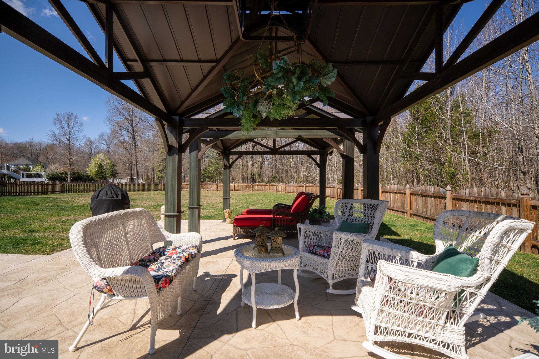 LANSDOWNE - Residential