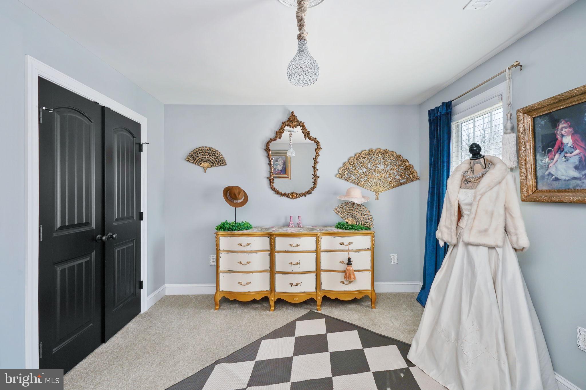 LANSDOWNE - Residential