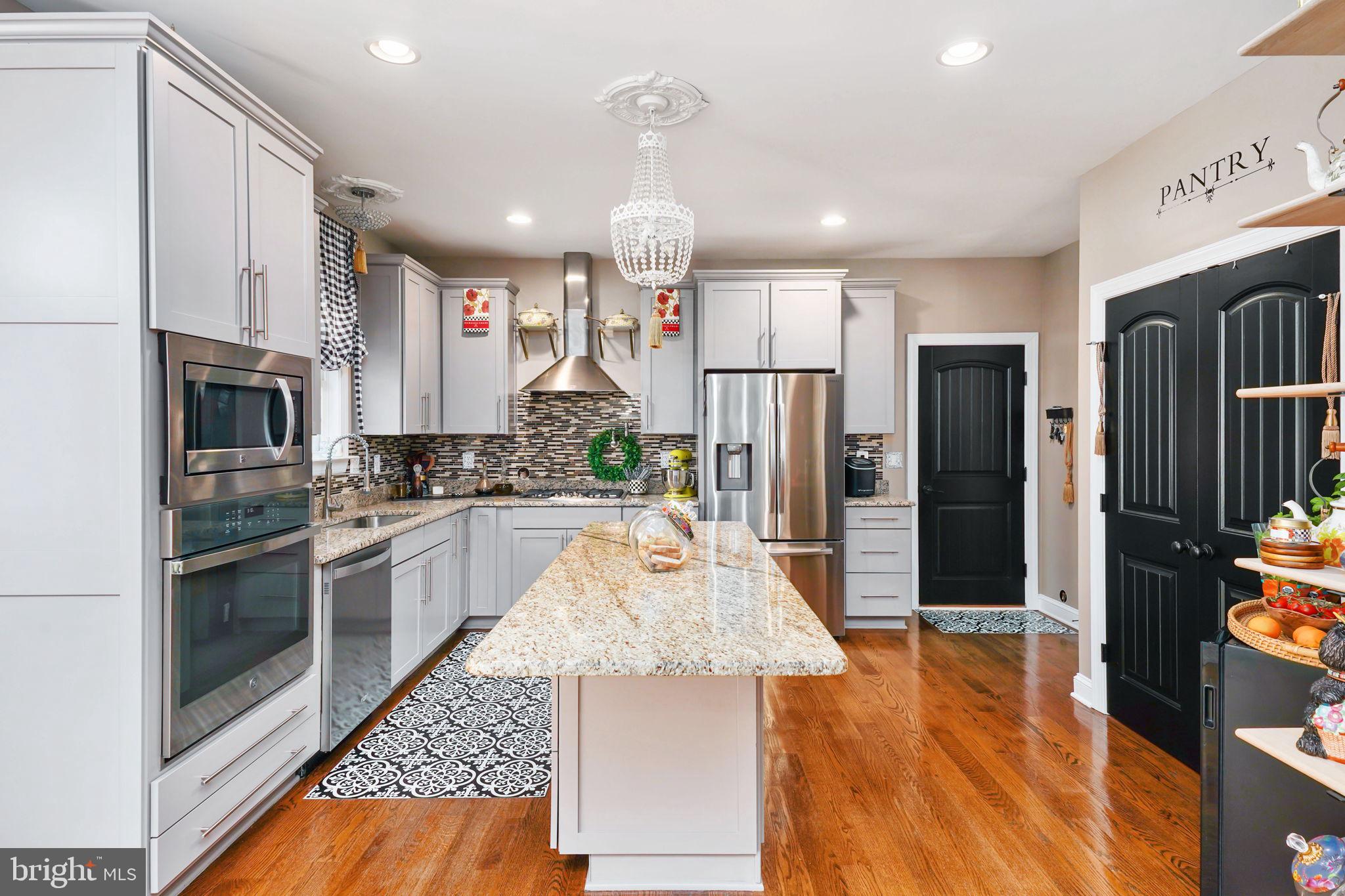 LANSDOWNE - Residential