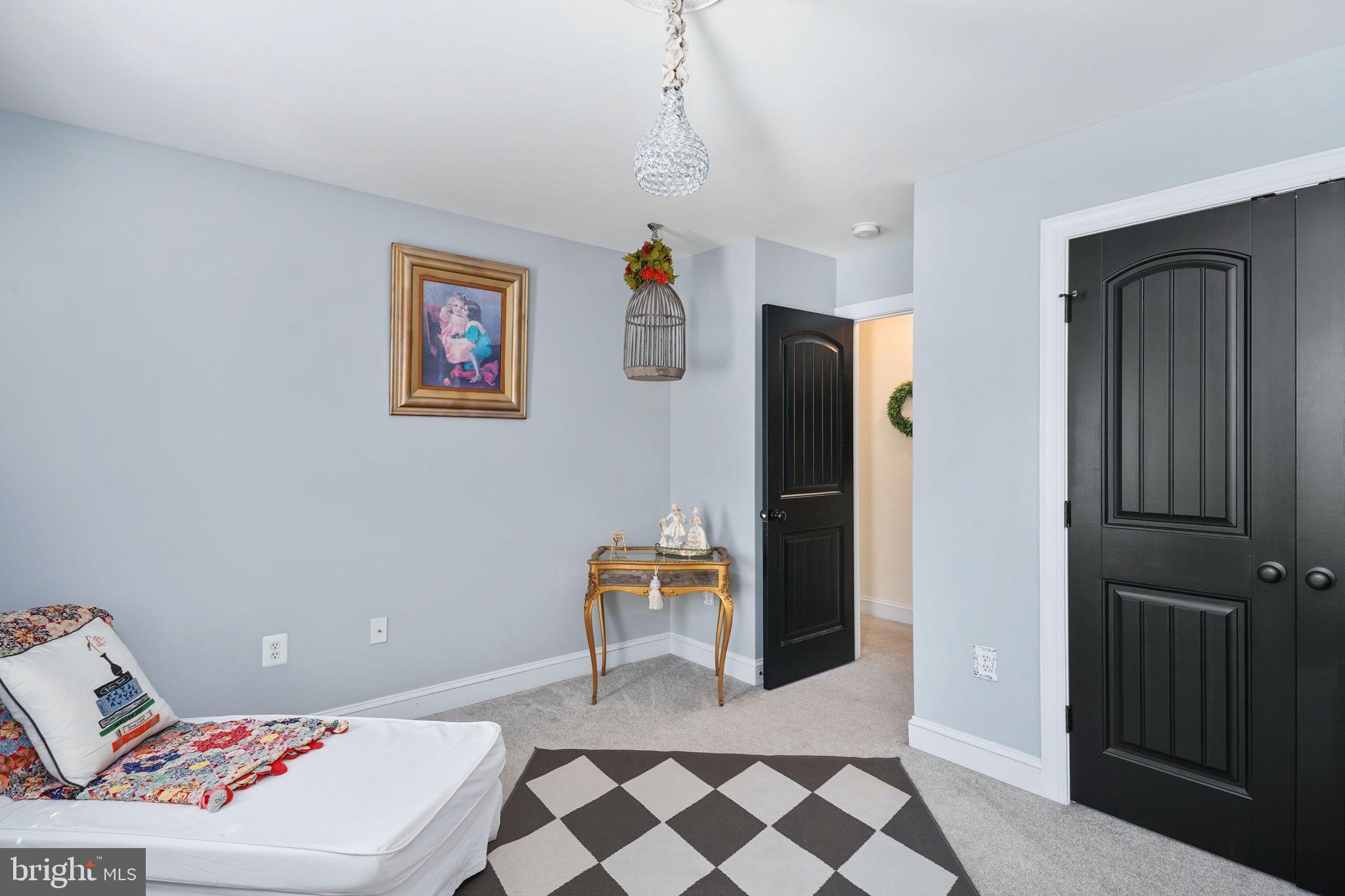 LANSDOWNE - Residential