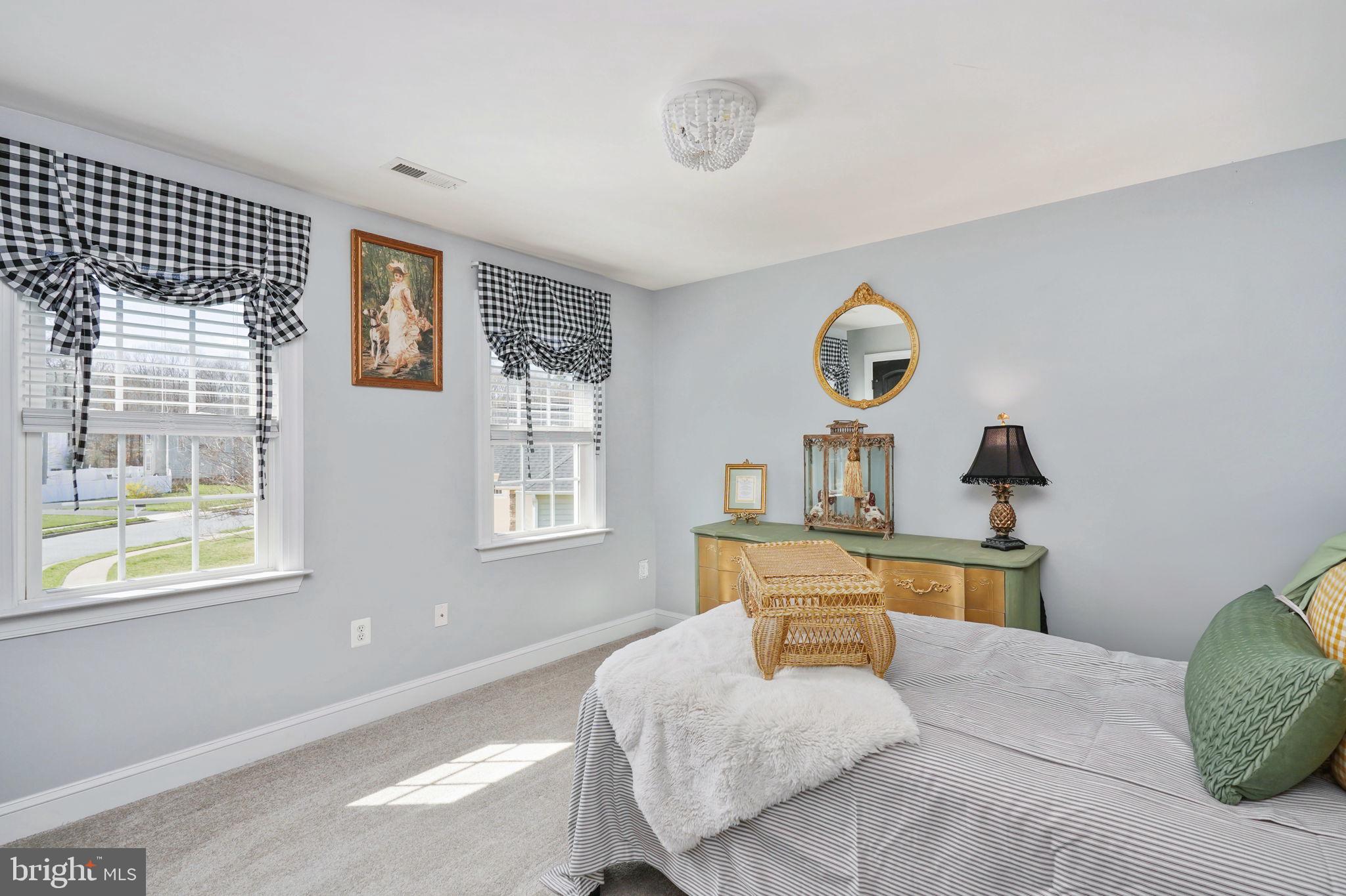 LANSDOWNE - Residential