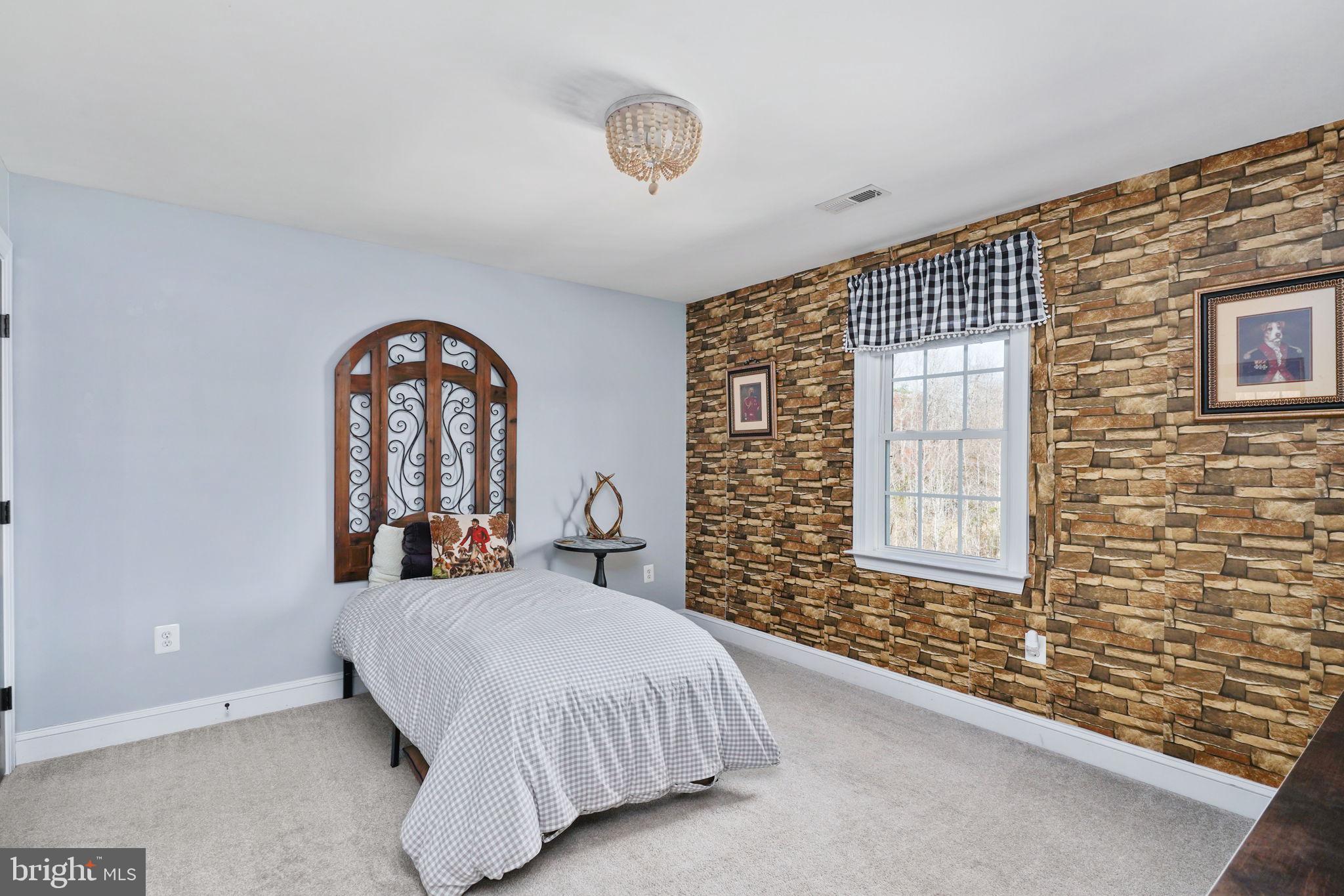 LANSDOWNE - Residential