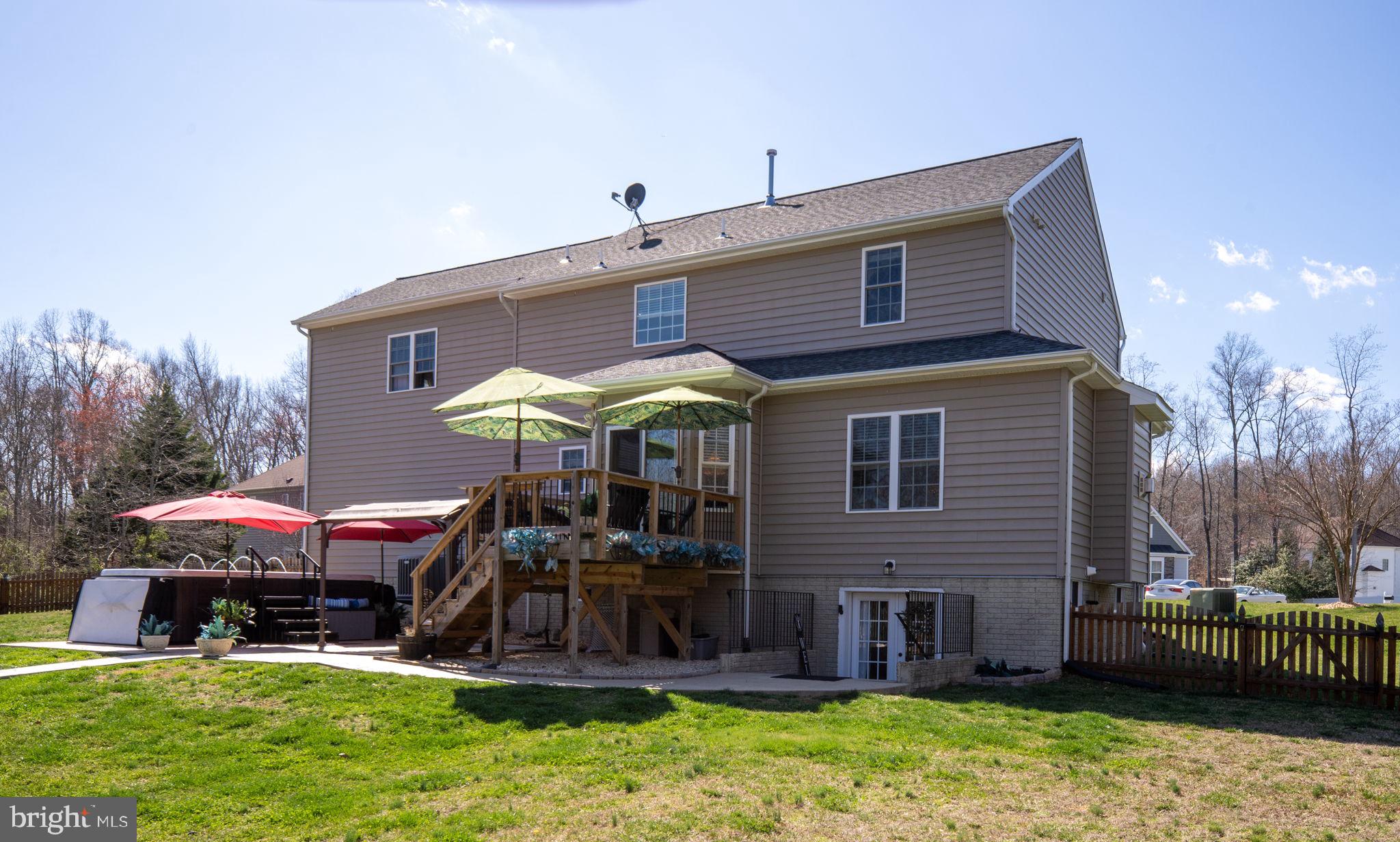 LANSDOWNE - Residential