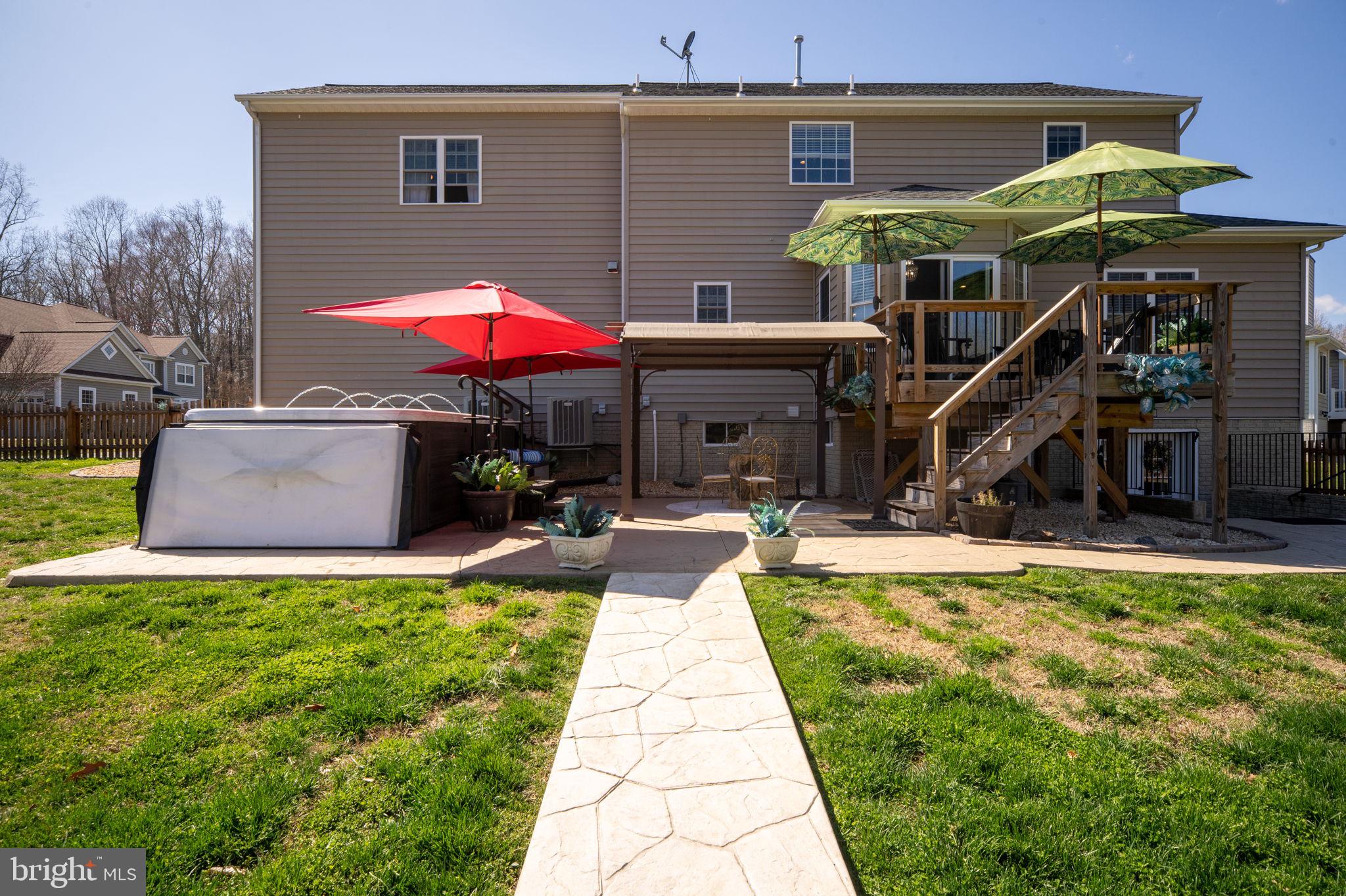 LANSDOWNE - Residential